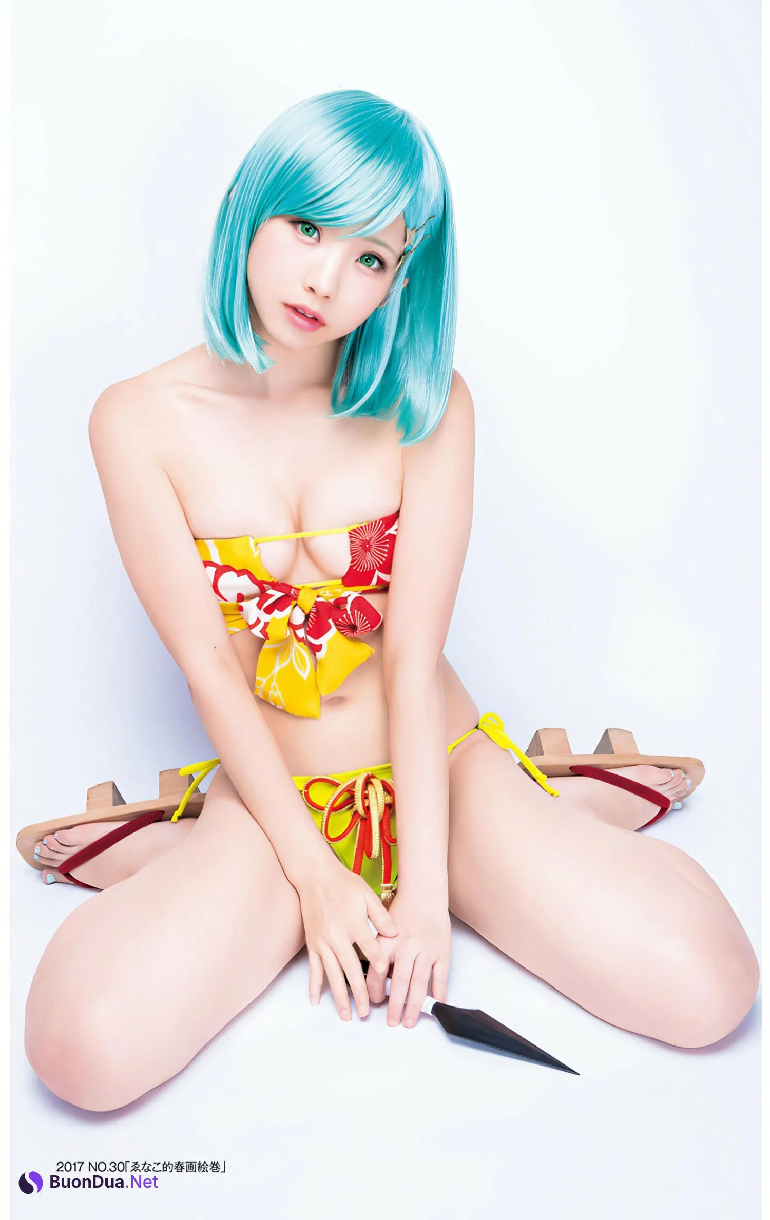 Enako えなこ, Young Jump 2024 No.26 (ヤングジャンプ 2024年26号) - Photo 4