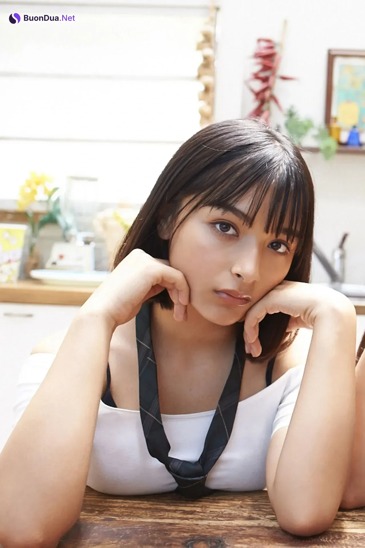 Erika エリカ, Marina マリナ, ヤンマガデジタル写真 「Eri－Mari エリマリ姉妹」 Set.01 - Photo 11