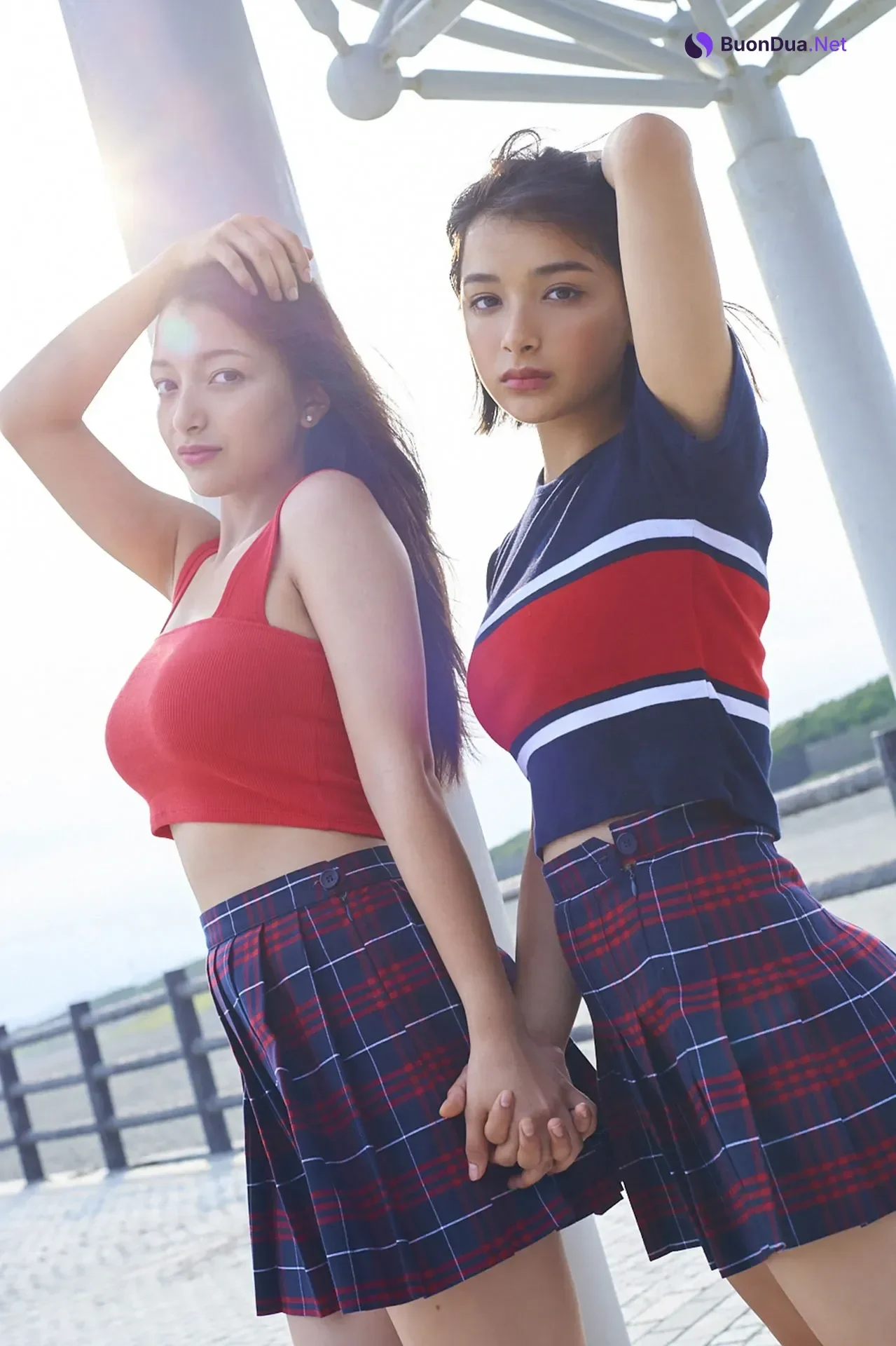 Erika エリカ, Marina マリナ, ヤンマガデジタル写真 「Eri－Mari エリマリ姉妹」 Set.02 - Photo 7