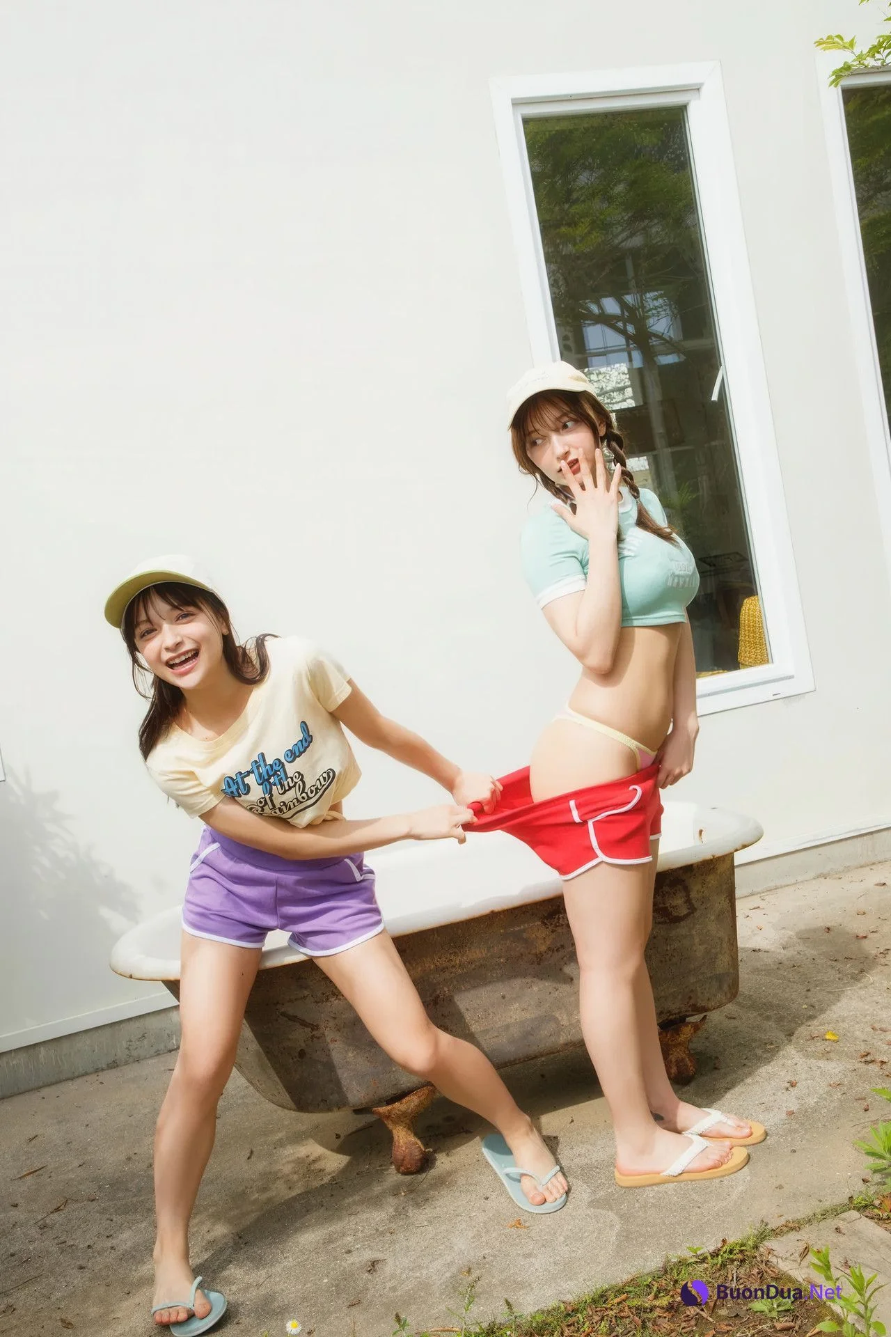 Erika エリカ, Marina Momose 百瀬まりな, FRIDAYデジタル写真集 「マンスリーガール049」 Set.01 - Photo 18