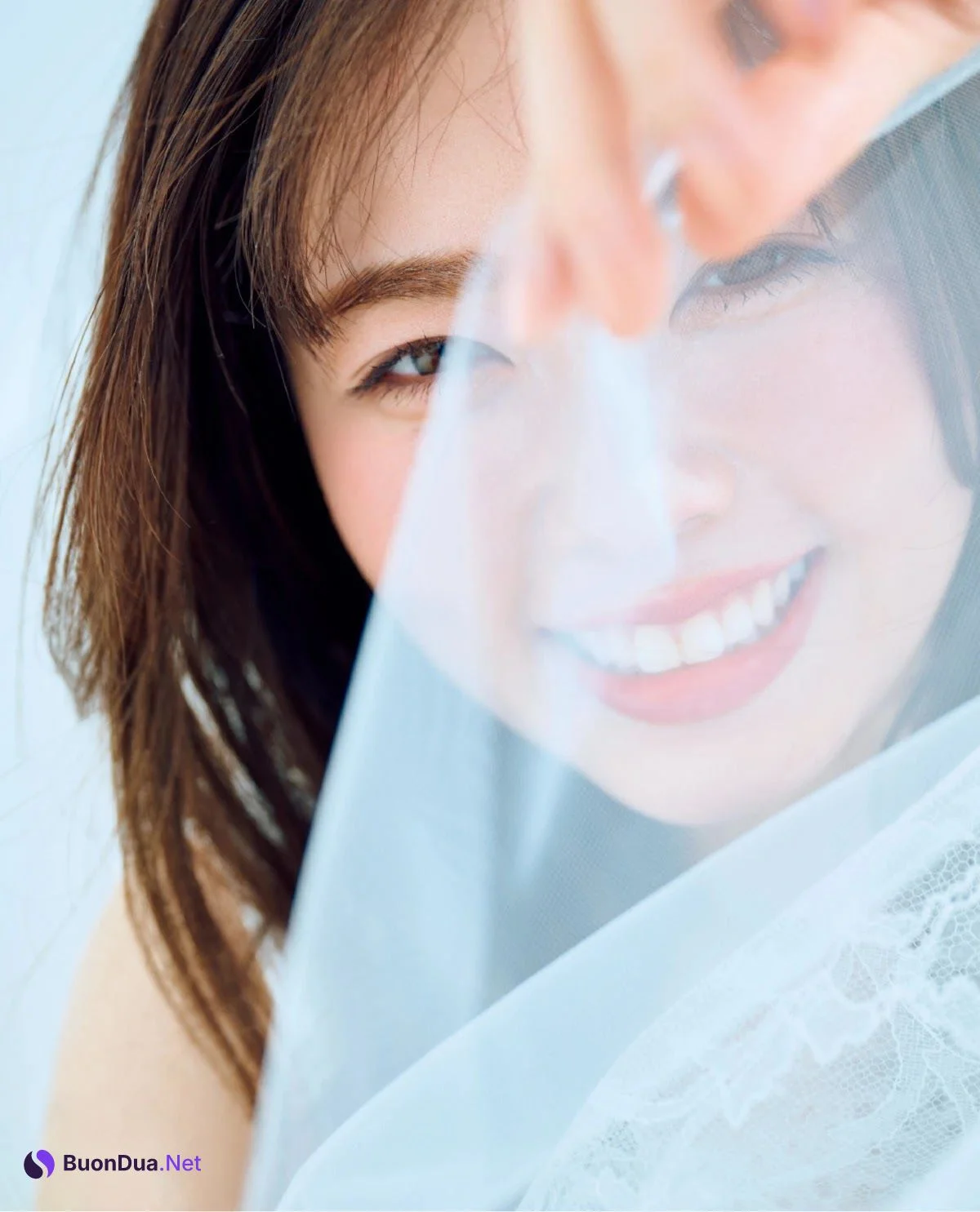 Erika Mori 森絵梨佳, MAQUIA マキア Magazine 2022.07 - Photo 11