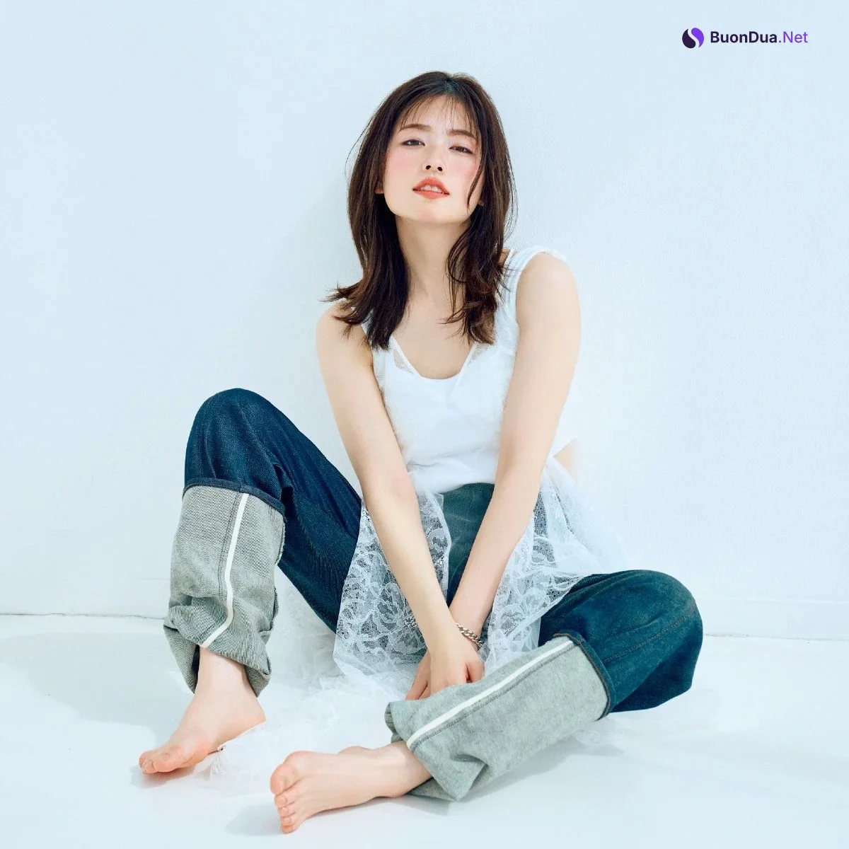 Erika Mori 森絵梨佳, MAQUIA マキア Magazine 2022.07 - Photo 12