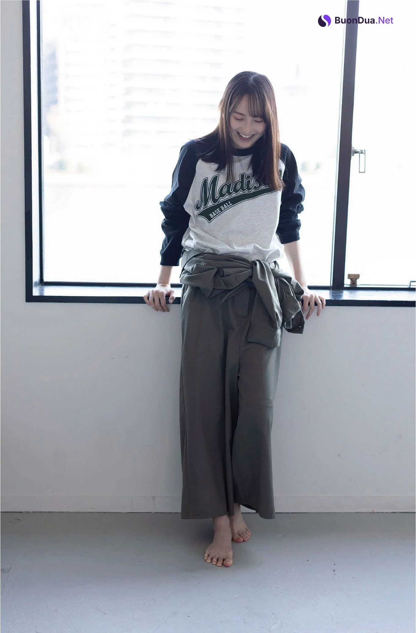 Erika Yamamoto 山本恵里伽, FLASH 2023.04.04 (フラッシュ 2023年4月4日号) - Photo 3