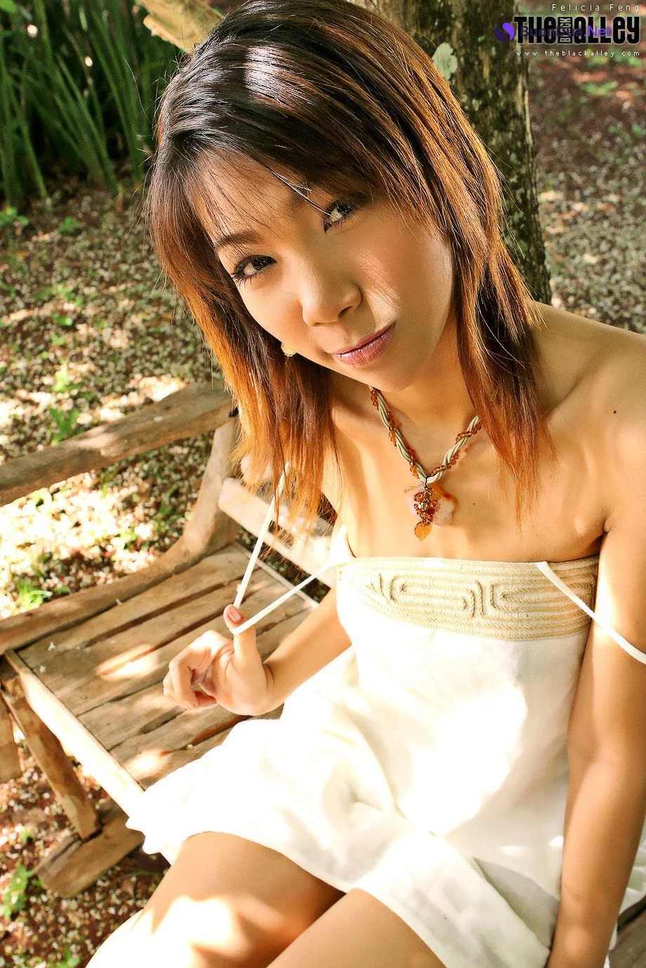 Felicia Feng The Black Alley Photobook Set.01 - รูปภาพ 16