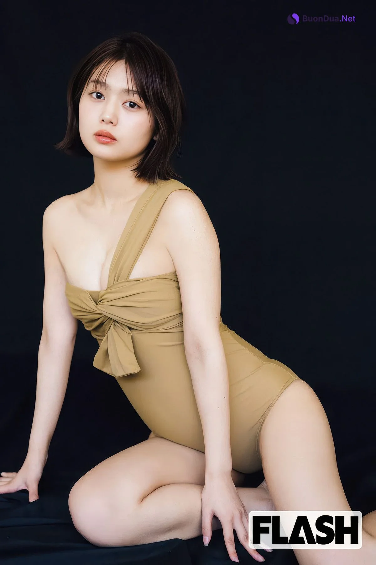 都丸紗也華・北野瑠華, FLASH 2025.03.04 (フラッシュ 2025年3月4日号) - Photo 13