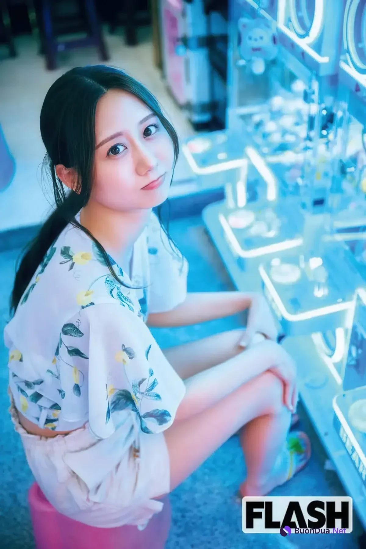 富田鈴花 古畑奈和, FLASH 2025.08.12 (フラッシュ 2025年8月12日号) - Photo 11