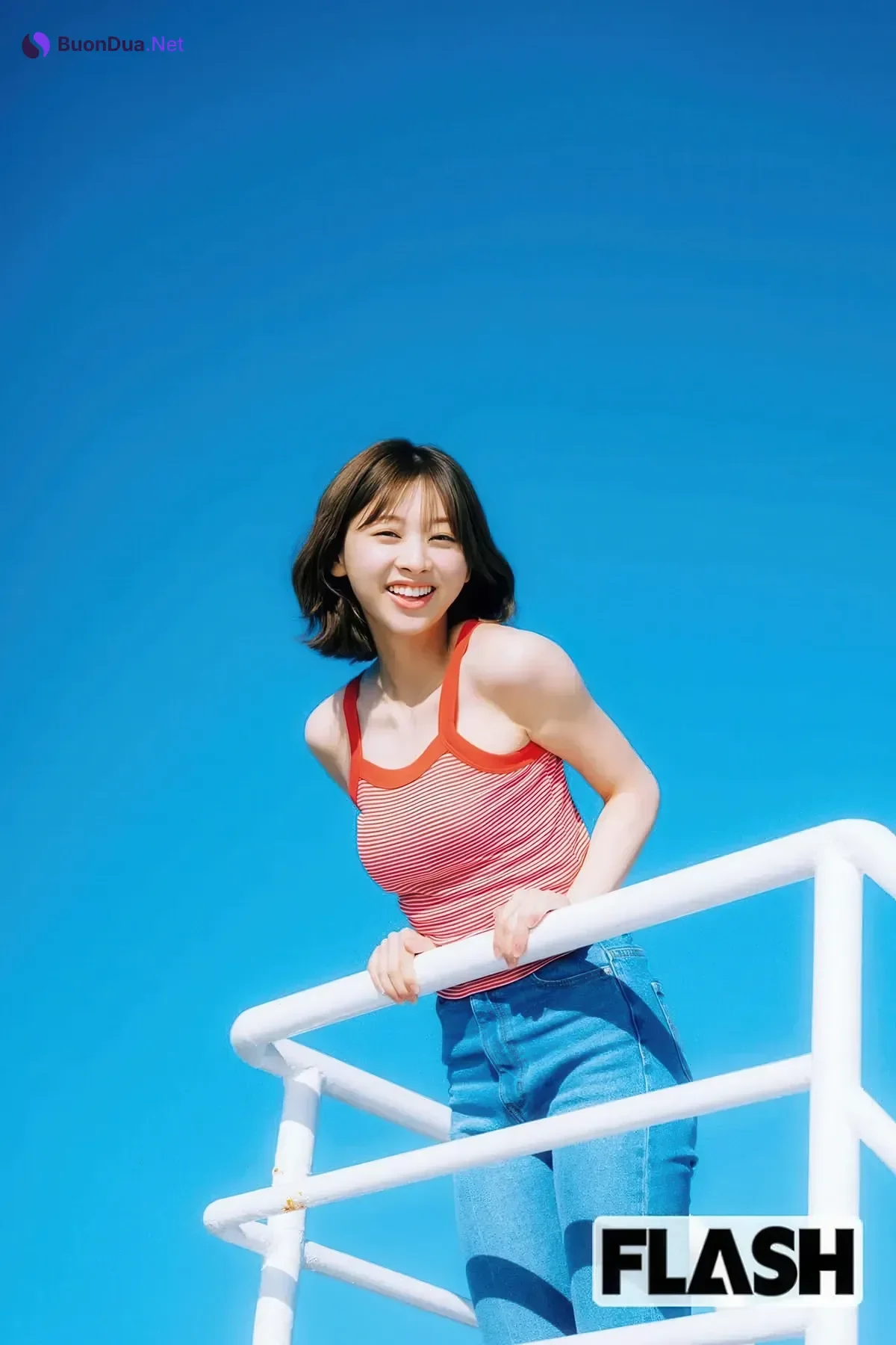 富田鈴花 古畑奈和, FLASH 2025.08.12 (フラッシュ 2025年8月12日号) - Photo 17