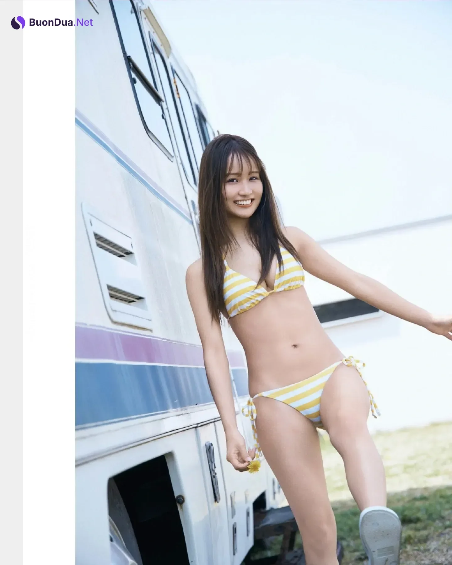 FLASHデジタル写真集の名作, FLASH 2025.11.11 (フラッシュ 2025年11月11日号) - Photo 4