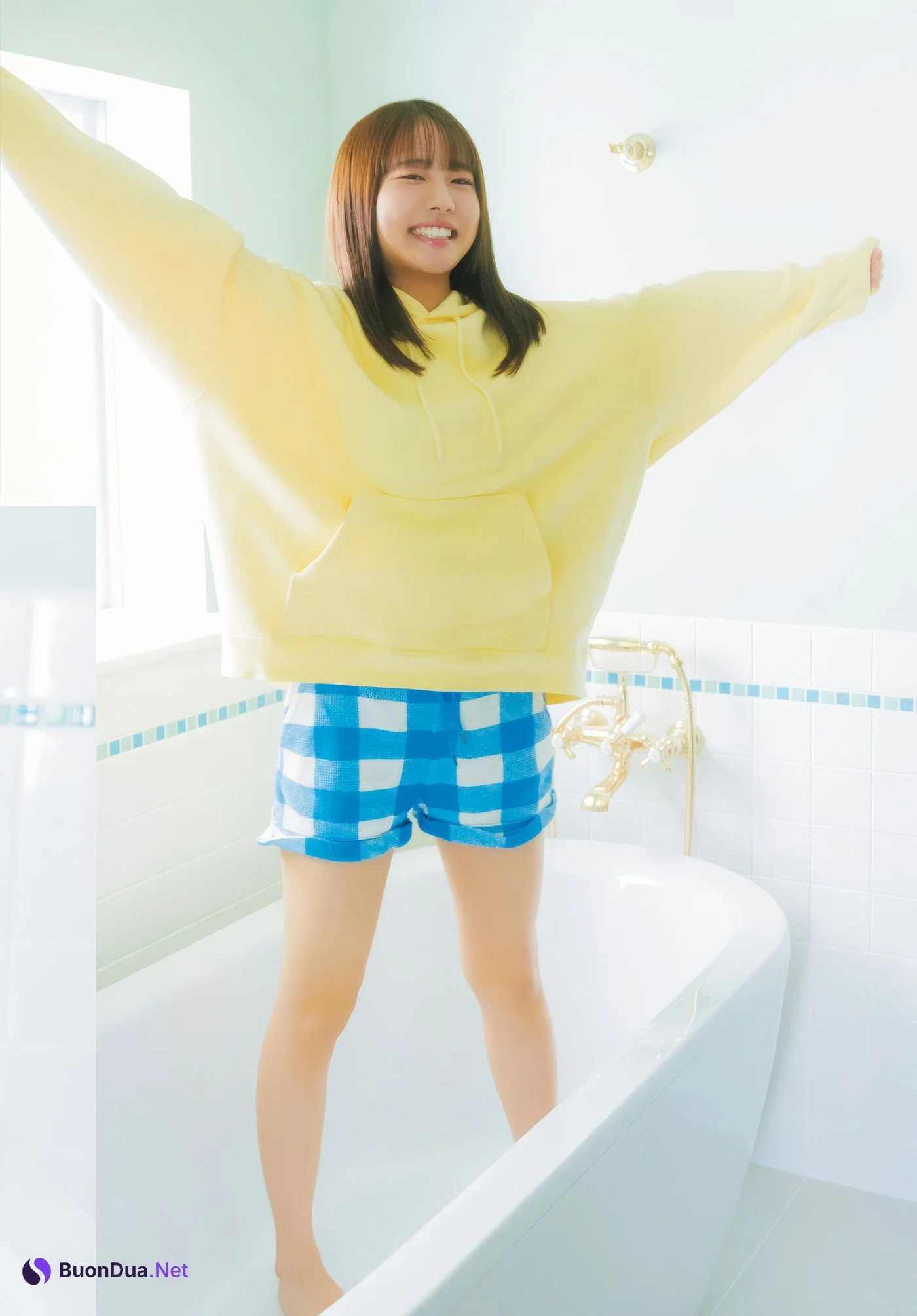 Fuka Hayama 葉山風花, Young Dragon Age ヤングドラゴンエイジ 2025 VOL.04 - Photo 2
