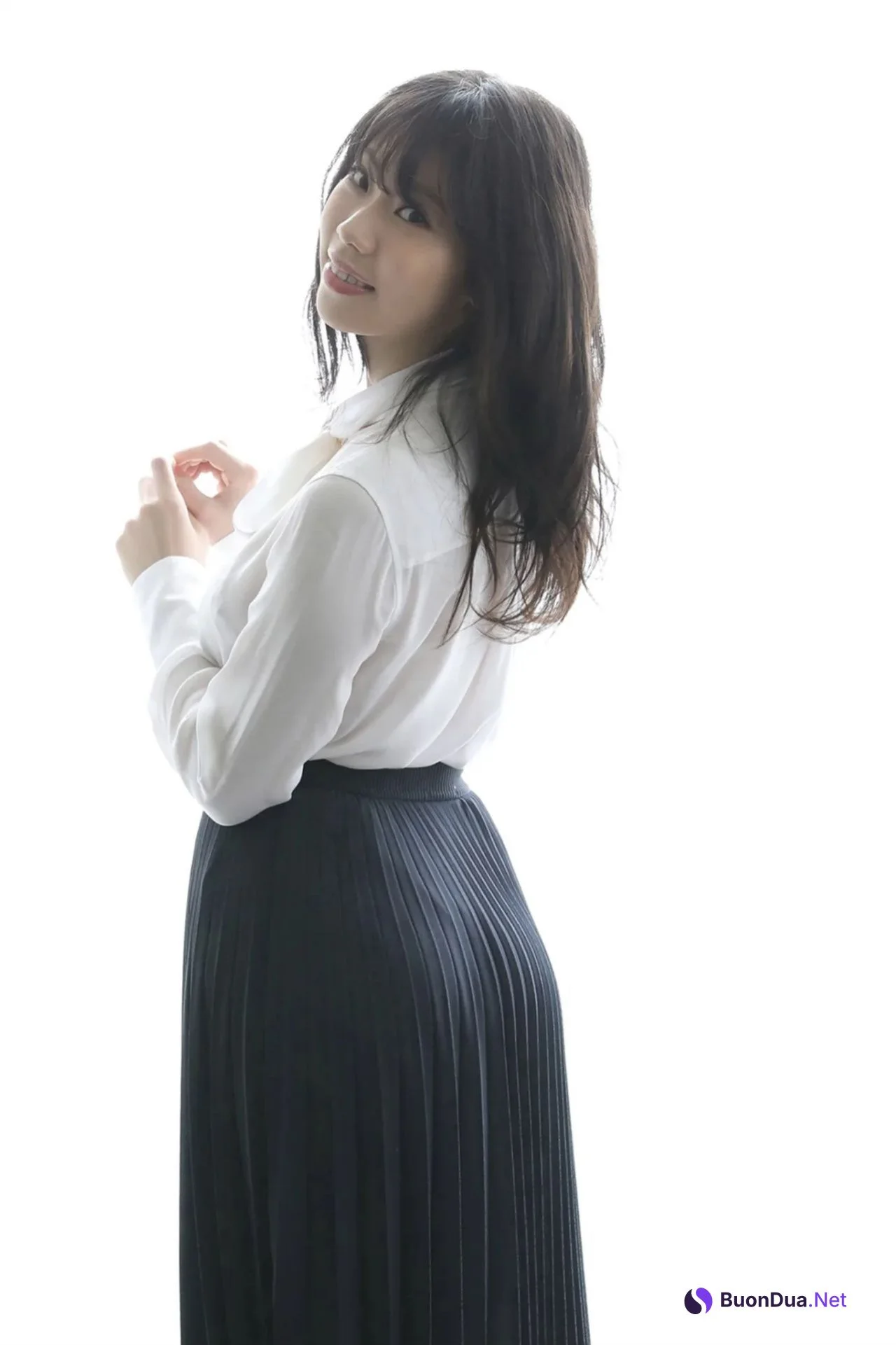 Fumina Suzuki 鈴木ふみ奈, ＦＲＩＤＡＹデジタル写真集 「Ｈカップ乱れる」 Set.01 - Photo 3