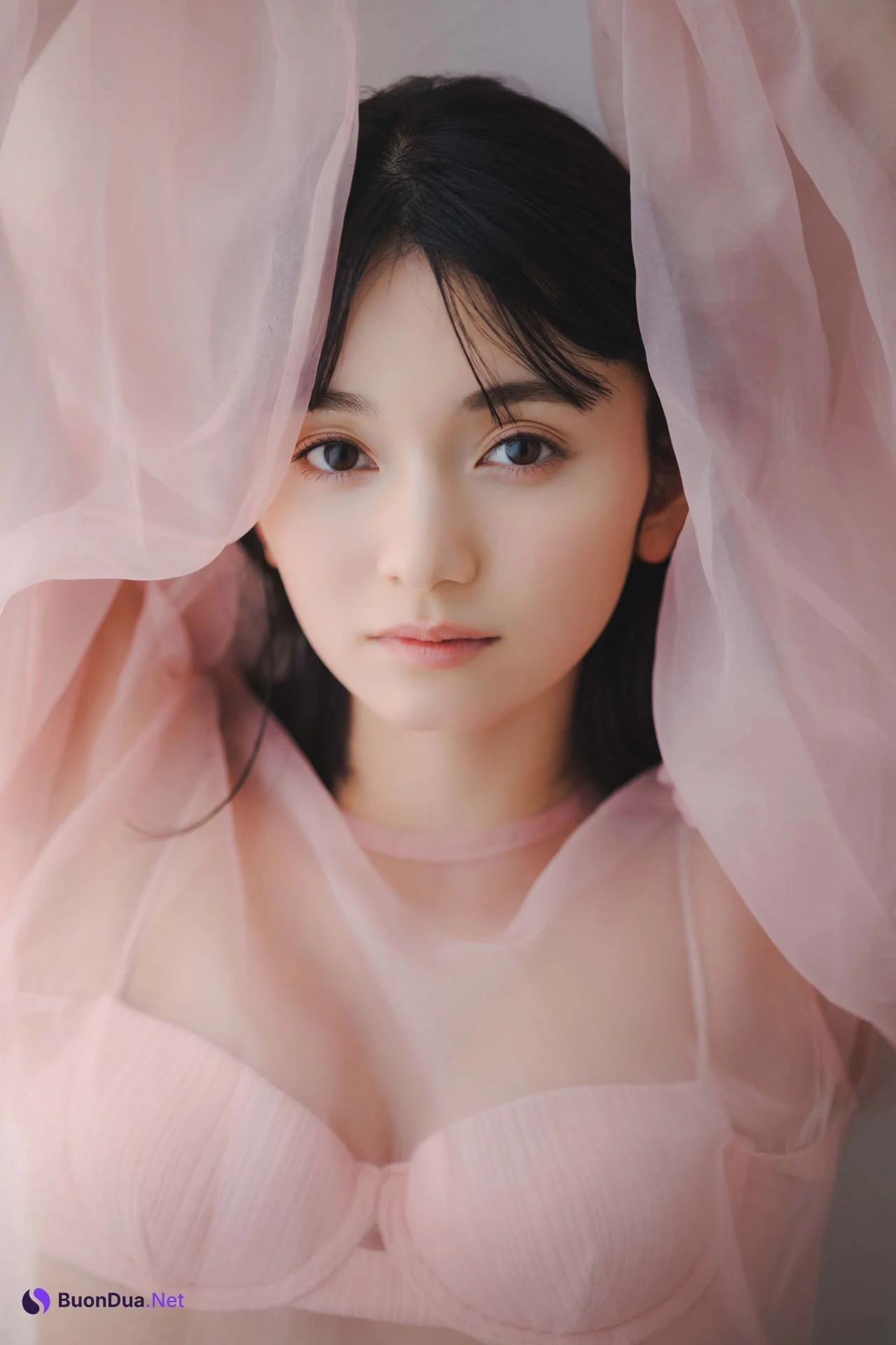Fuuka Kumazawa 熊澤風花, ＦＲＩＤＡＹデジタル写真集 『二十歳になったから』 Set.01 - รูปภาพ 9