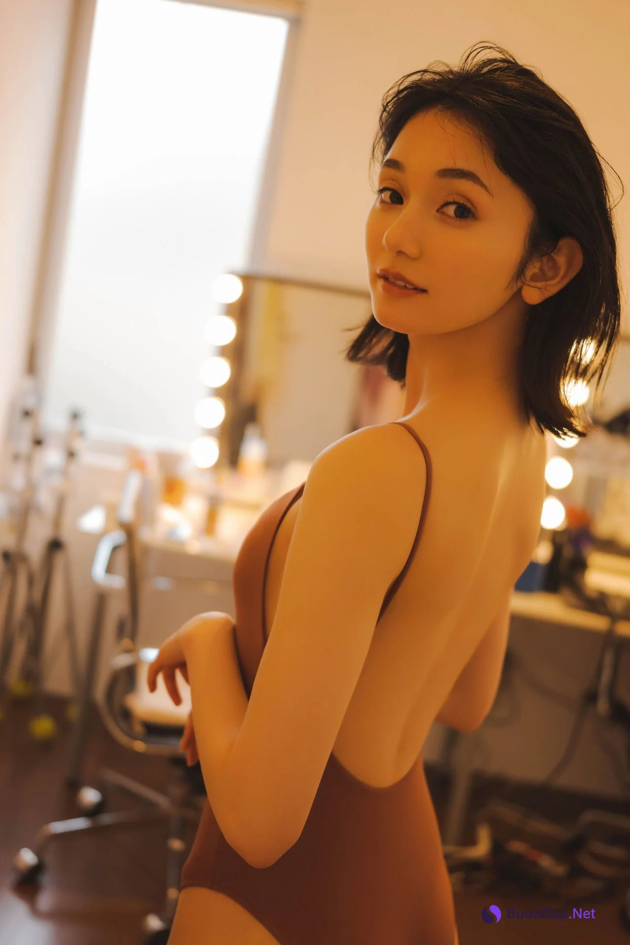 Fuuka Kumazawa 熊澤風花, ＦＲＩＤＡＹデジタル写真集 『二十歳になったから』 Set.03 - Photo 13
