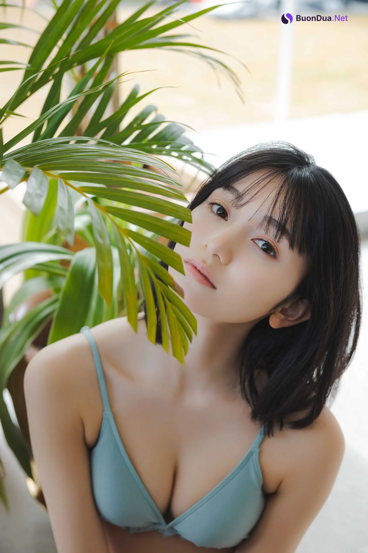 Fuuka Kumazawa 熊澤風花, ＦＲＩＤＡＹデジタル写真集 『二十歳になったから』 Set.04 - Photo 13