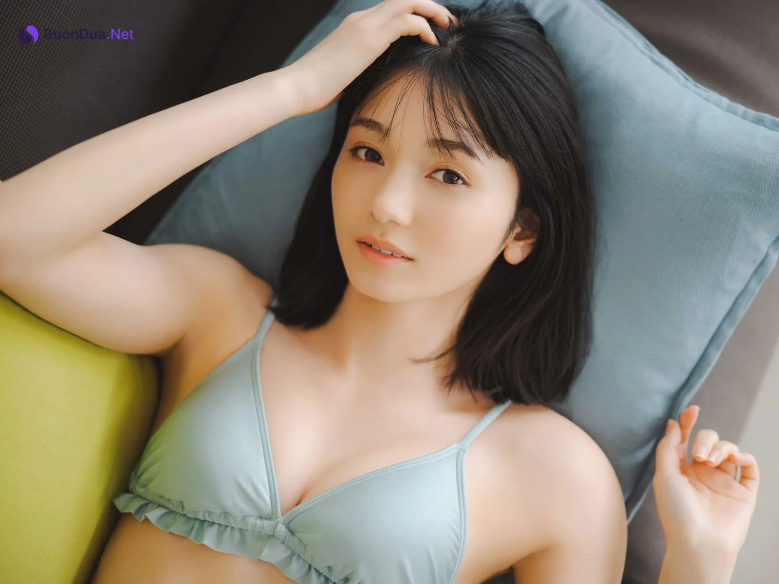 Fuuka Kumazawa 熊澤風花, ＦＲＩＤＡＹデジタル写真集 『二十歳になったから』 Set.04 - Photo 16