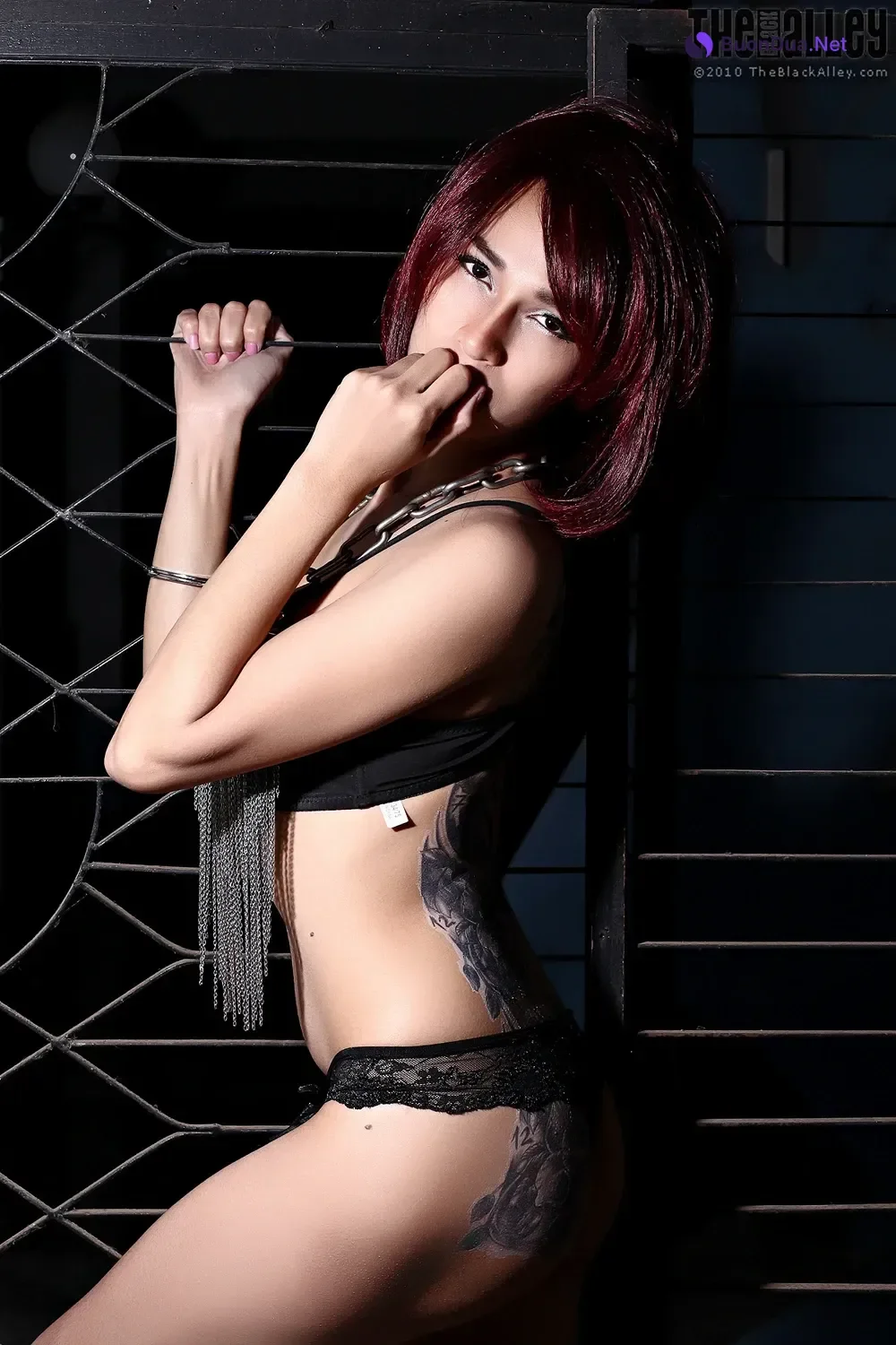 Ginny – The Black Alley Photobook Set.18 - Photo 6