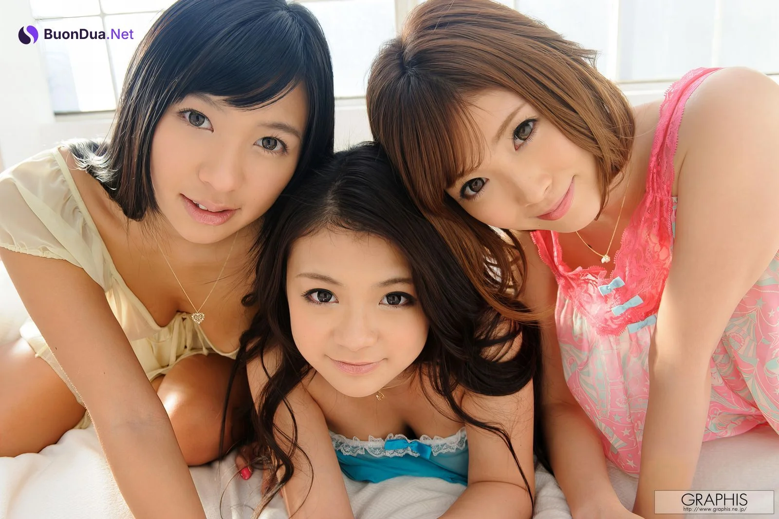 小倉奈々・加藤リナ・鶴田かな, Graphis Girls 2012 - Photo 20