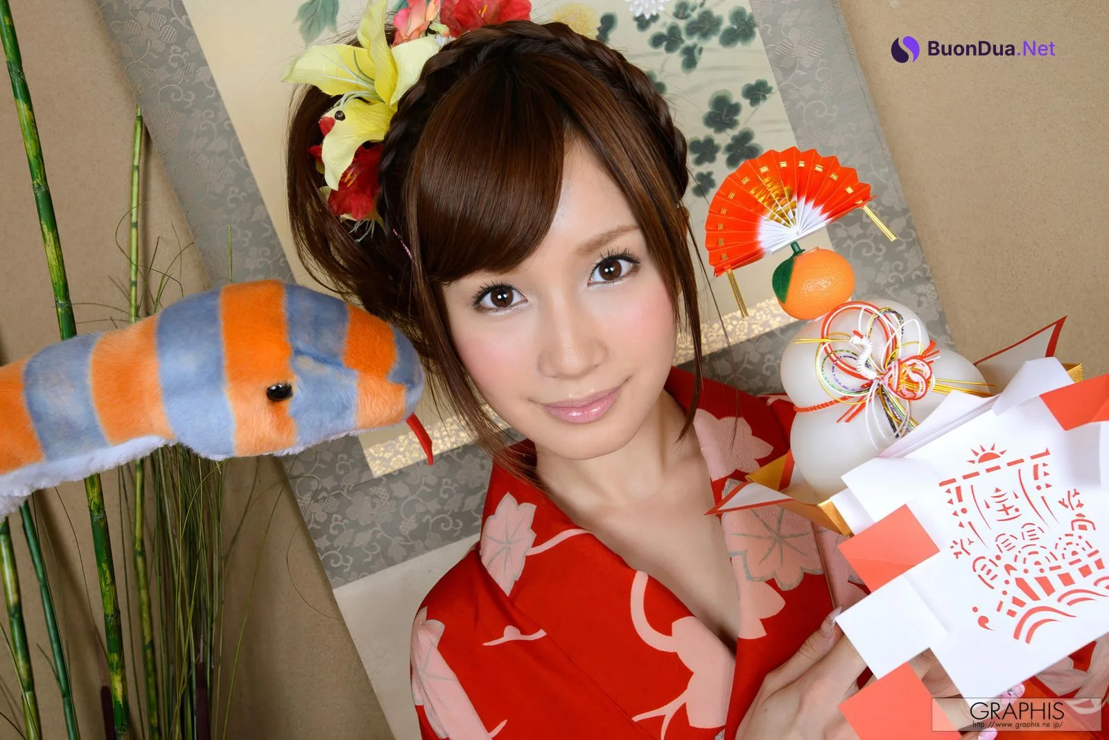 紗倉まな・小島みなみ, Graphis New Year Special - Photo 17