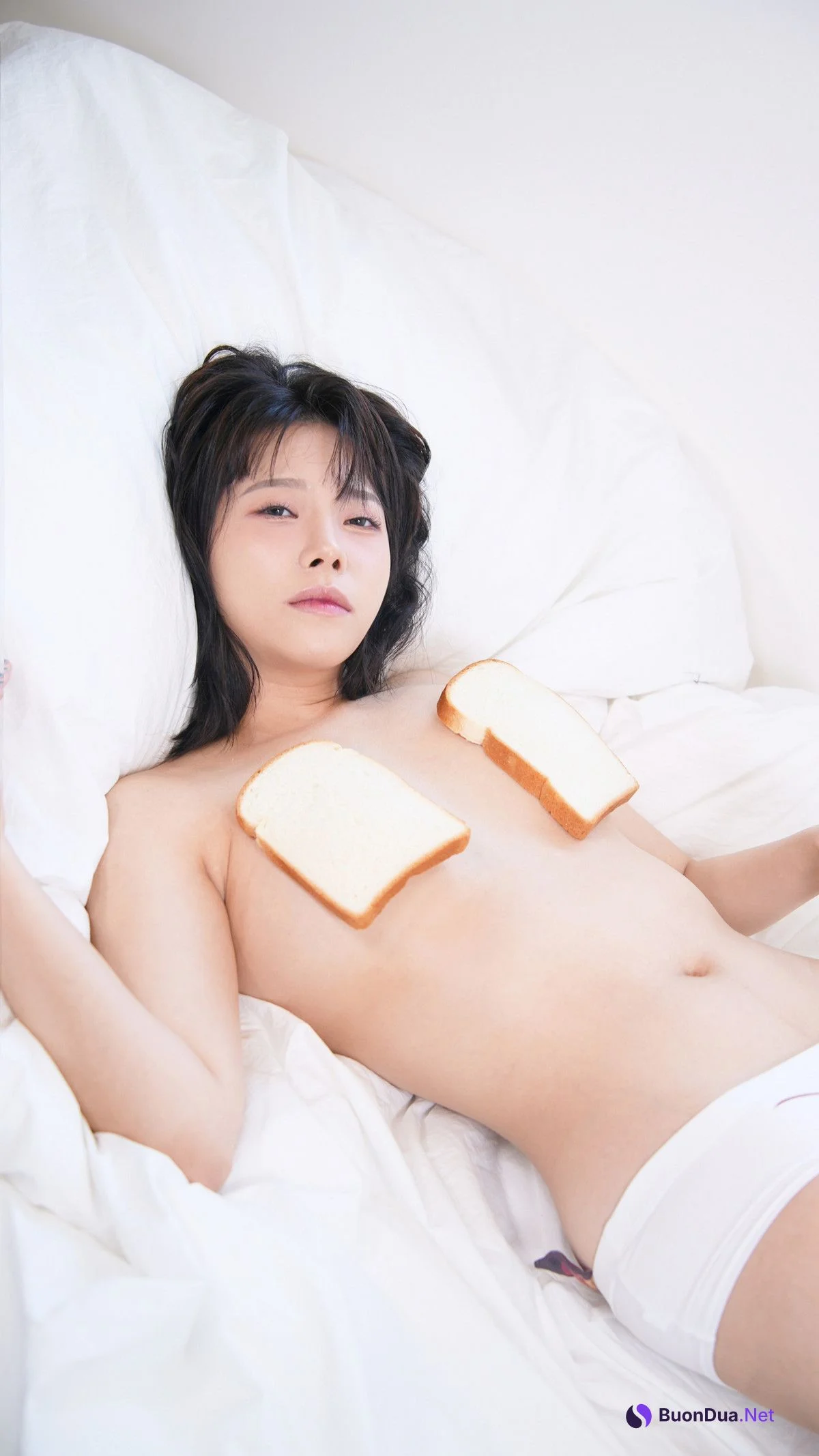 Haeppoyan 해뽀얀, PhotoBook ‘Girlfriend On The Bed’ Set.03 - Photo 18
