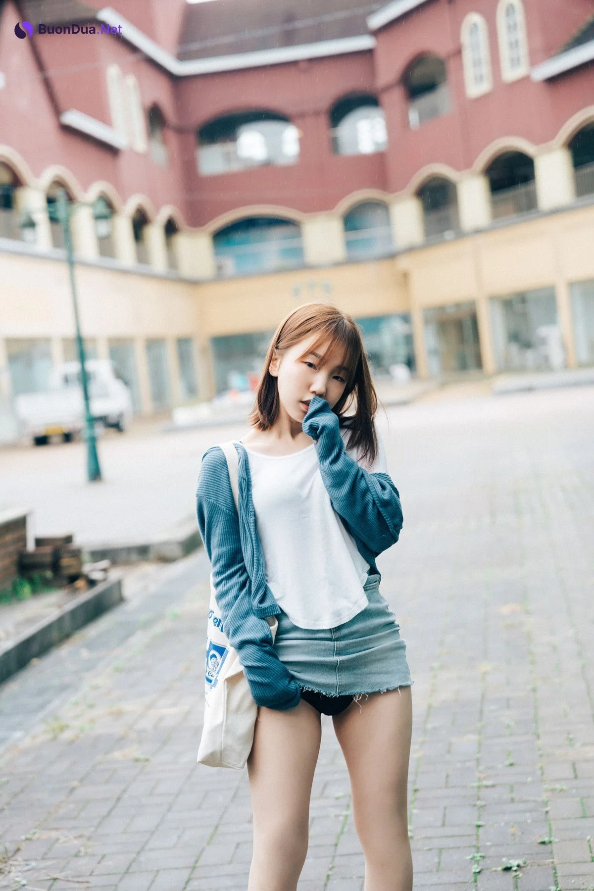 Han Yeri 한예리, Loozy ‘Enjoying Outdoor’ Set.02 - Photo 3