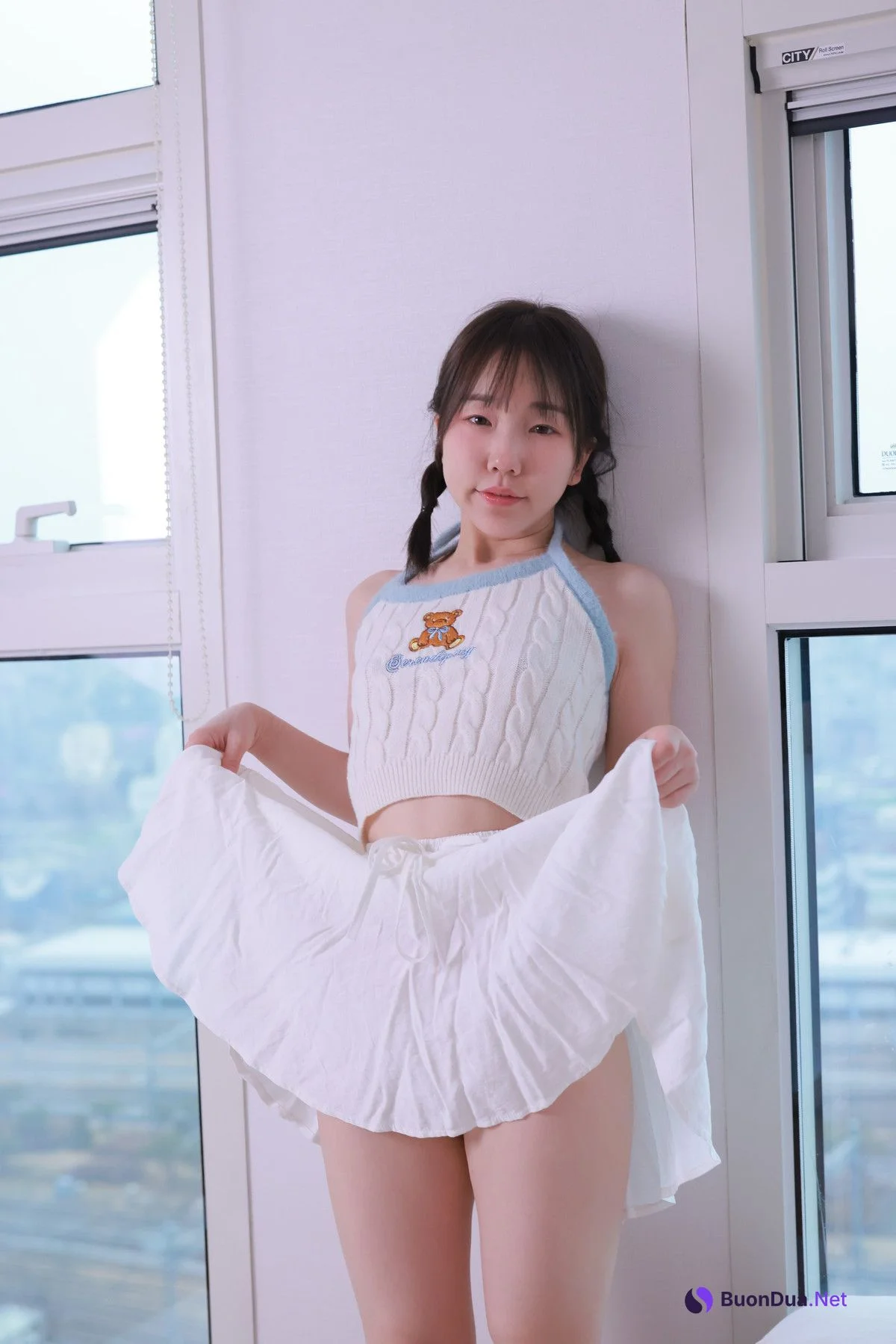 Han Yeri 한예리, [SWEETBOX] SWTB Vol.25 Set.01 - Photo 15