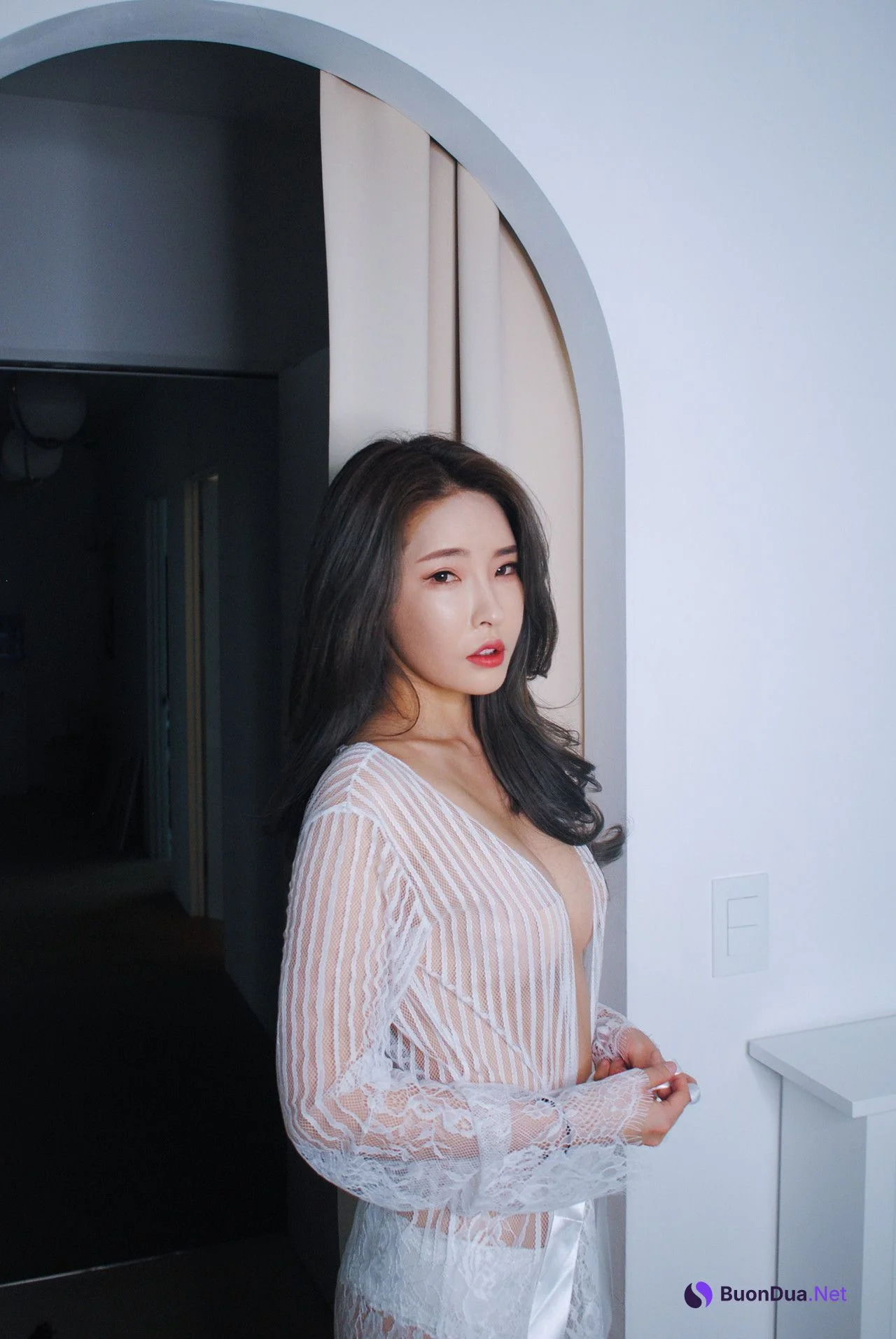 Hanna 한나, Photobook ‘White’ - Photo 3