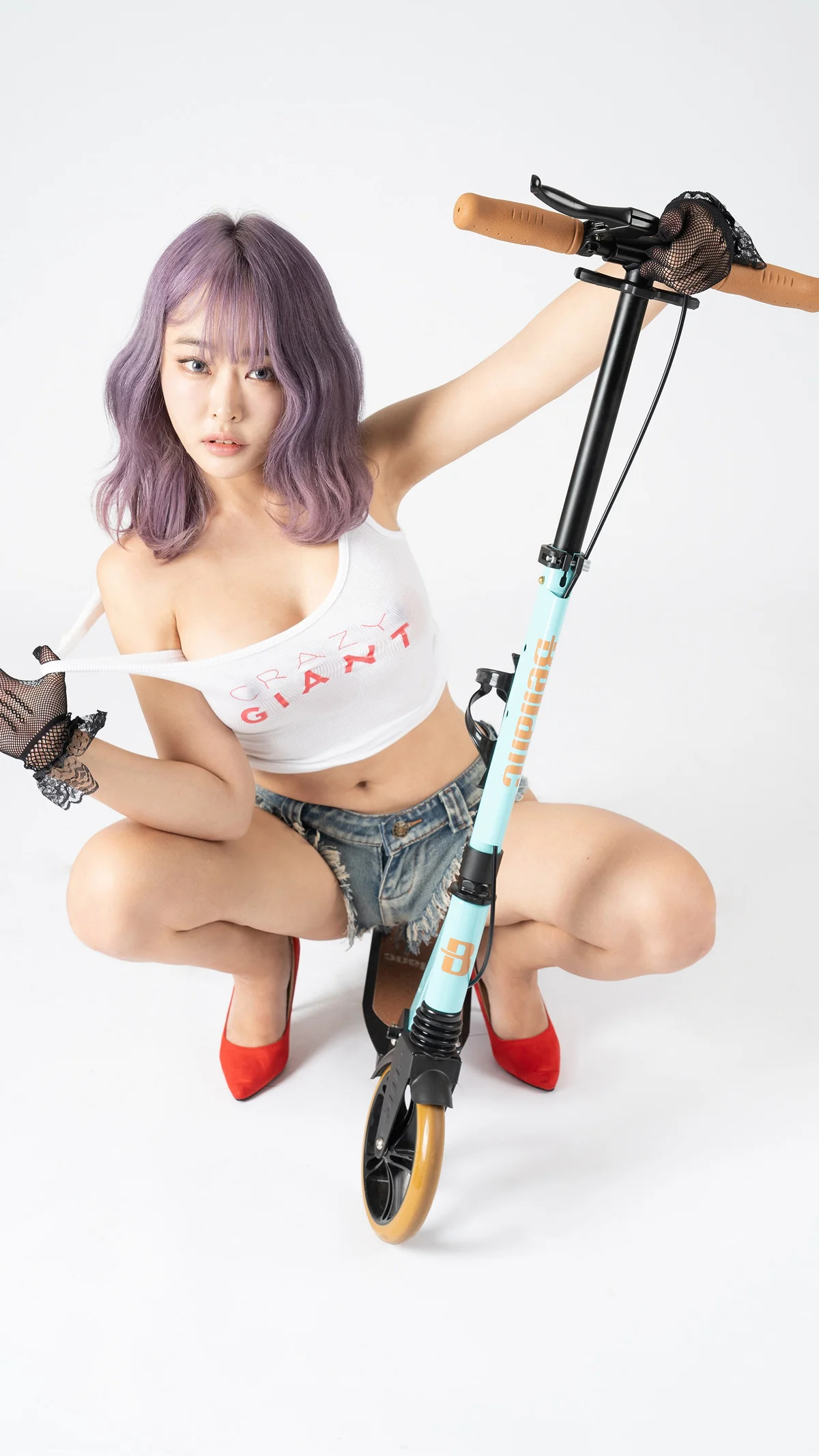 Hanuru 하느르, Crazy Giant ‘Sexy Photobook Vol.01’ Set.01