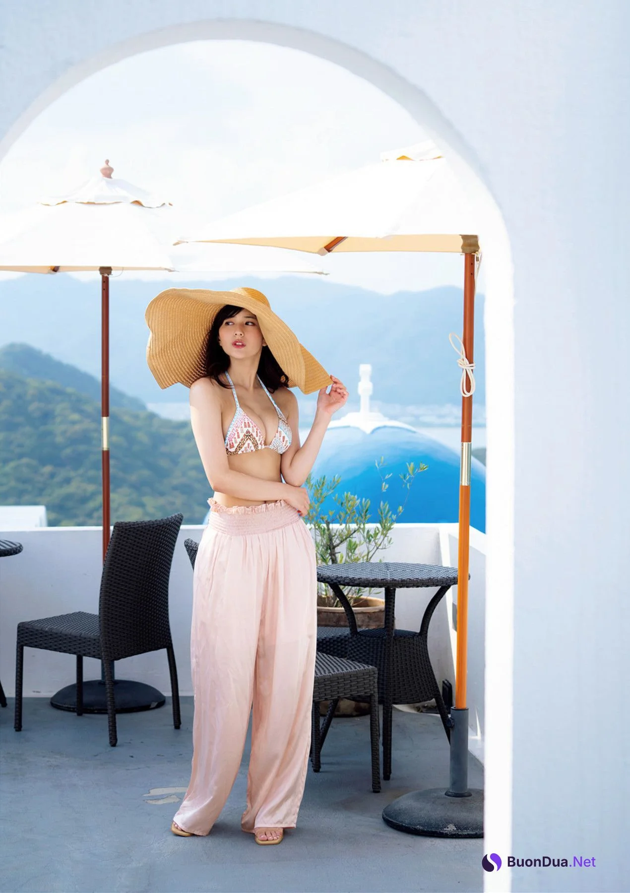 Haruka Arai 新井遥, 1st写真集 ‘Far Away’ Set.04 - Photo 2