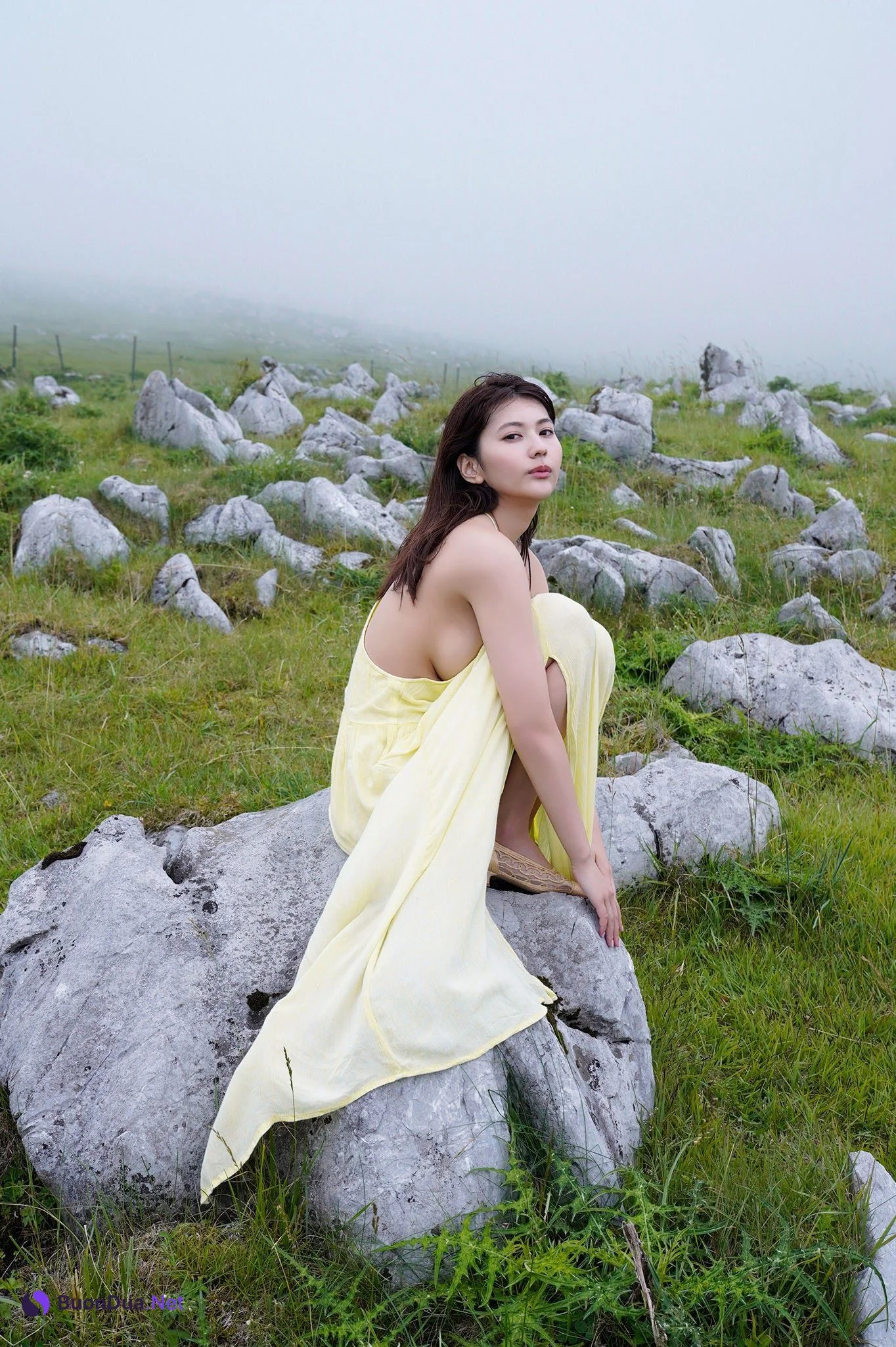 Haruka Arai 新井遥, ヤンマガWeb ヤンマガアザーっす！ YM2021年45号 - Photo 8