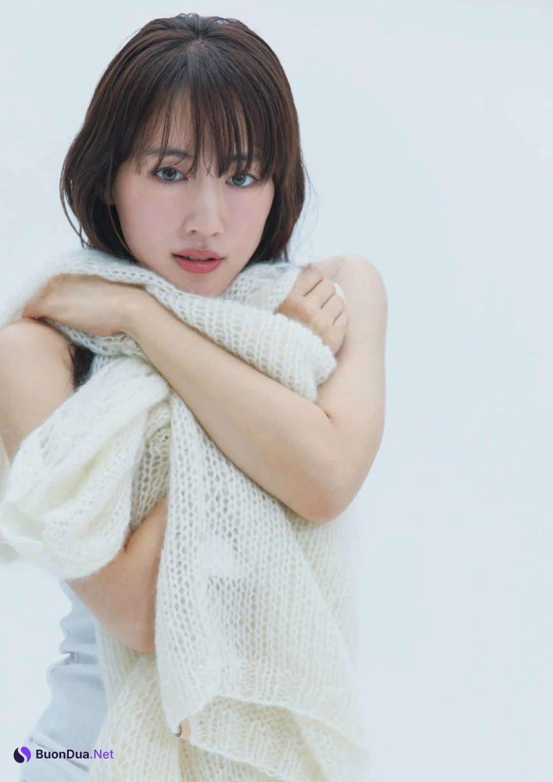 Haruka Ayase 綾瀬はるか, Shukan Bunshun 2020.01.07 (週刊文春 2020年1月7日号) - Photo 5