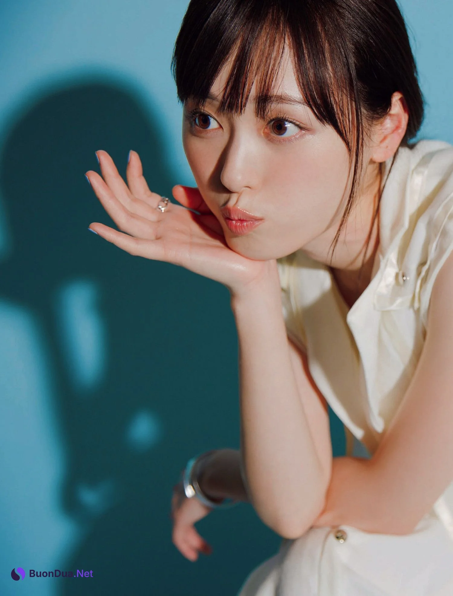 Haruka Fukuhara 福原遥, FLASH 2022.10.18 (フラッシュ 2022年10月18日号) - Photo 4