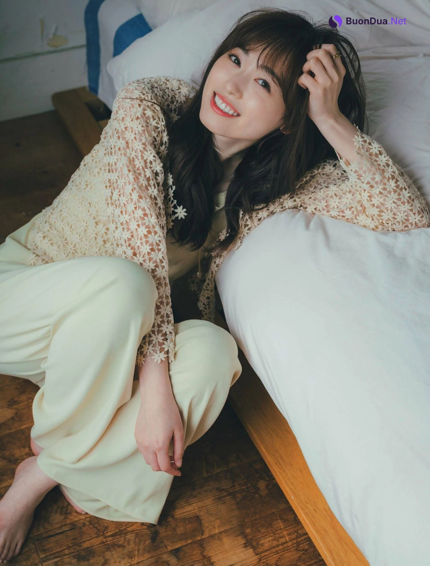 Haruka Fukuhara 福原遥, FLASH 2023.08.29 (フラッシュ 2023年8月29日号) - Photo 9