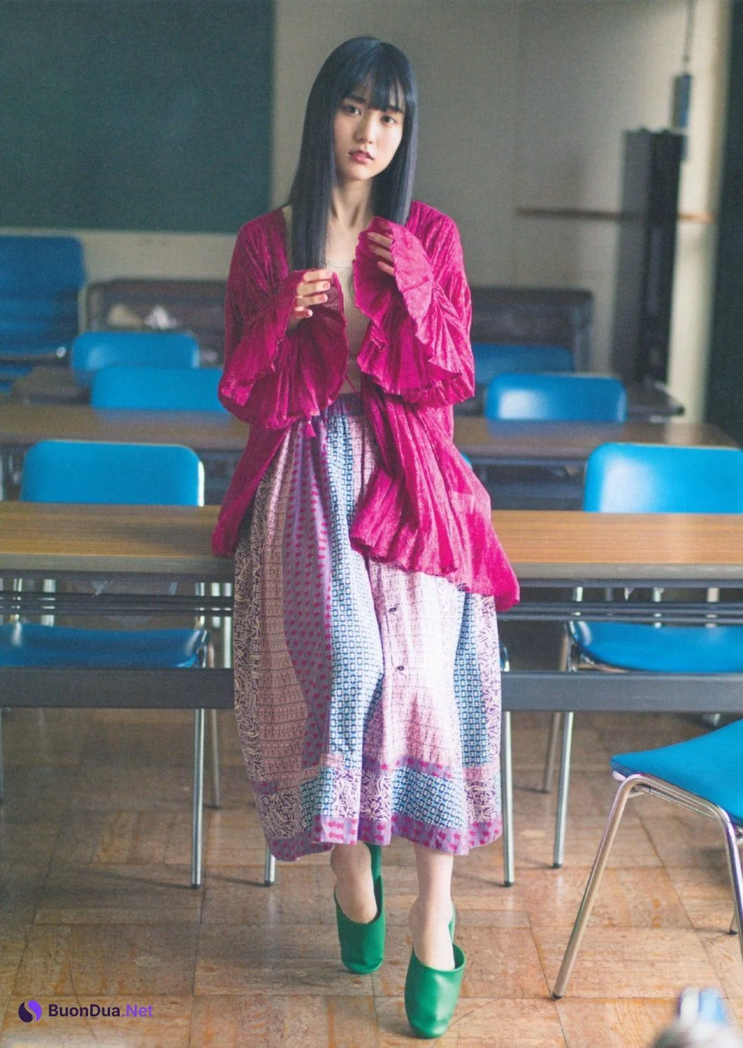 Haruka Kaki 賀喜遥香, B.L.T Graph 2020年12月号 Vol.60 - Photo 4