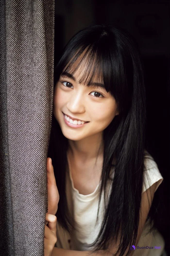 Haruka Kaki 賀喜遥香, Shonen Magazine 2019 No.24 (少年マガジン 2019年24号) - Photo 5