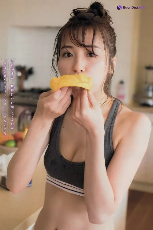 Haruka Kaki 賀喜遥香, Shonen Sunday 2025 No.21・22 (週刊少年サンデー 2025年21・22号) - Photo 10