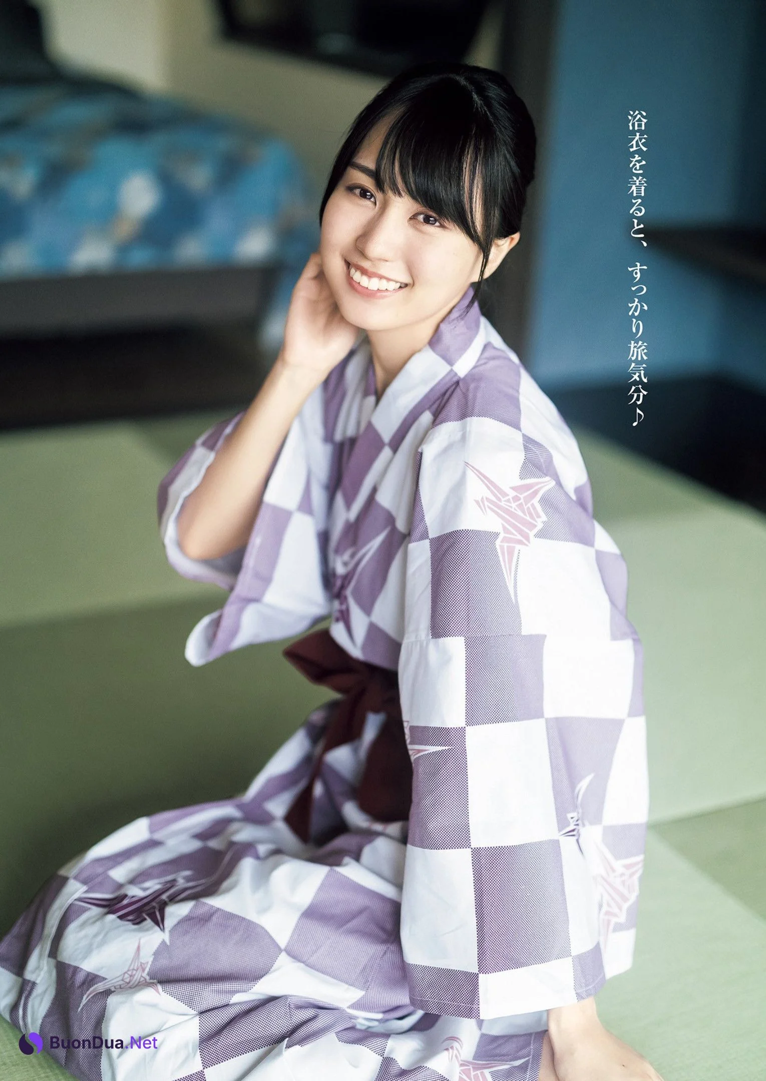 Haruka Kaki 賀喜遥香, Young Jump 2023 No.23 (ヤングジャンプ 2023年23号) - Photo 4