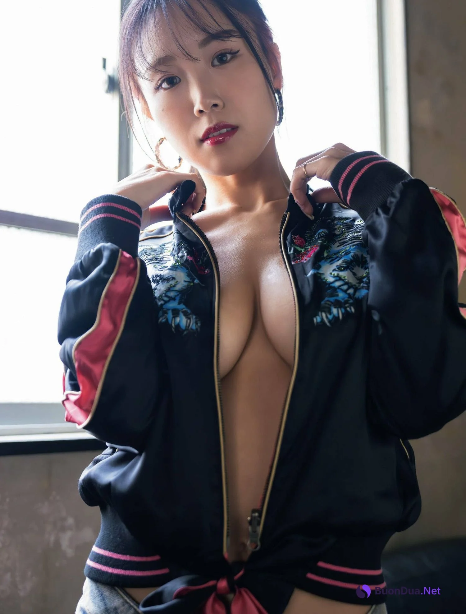 Haruka はるか, Weekly SPA! 2024.01.23 (週刊SPA! 2024年1月23日号) - Photo 2