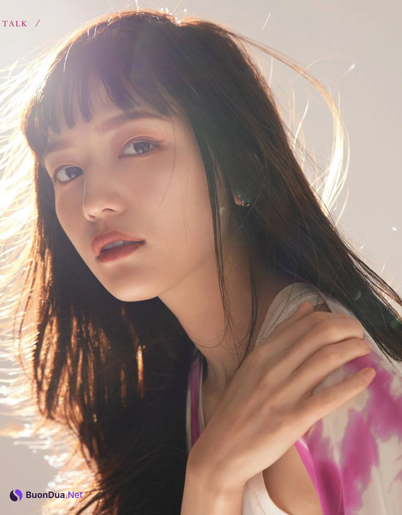 Haruna Kawaguchi 川口春奈, MAQUIA マキア Magazine 2022.05 - Photo 3