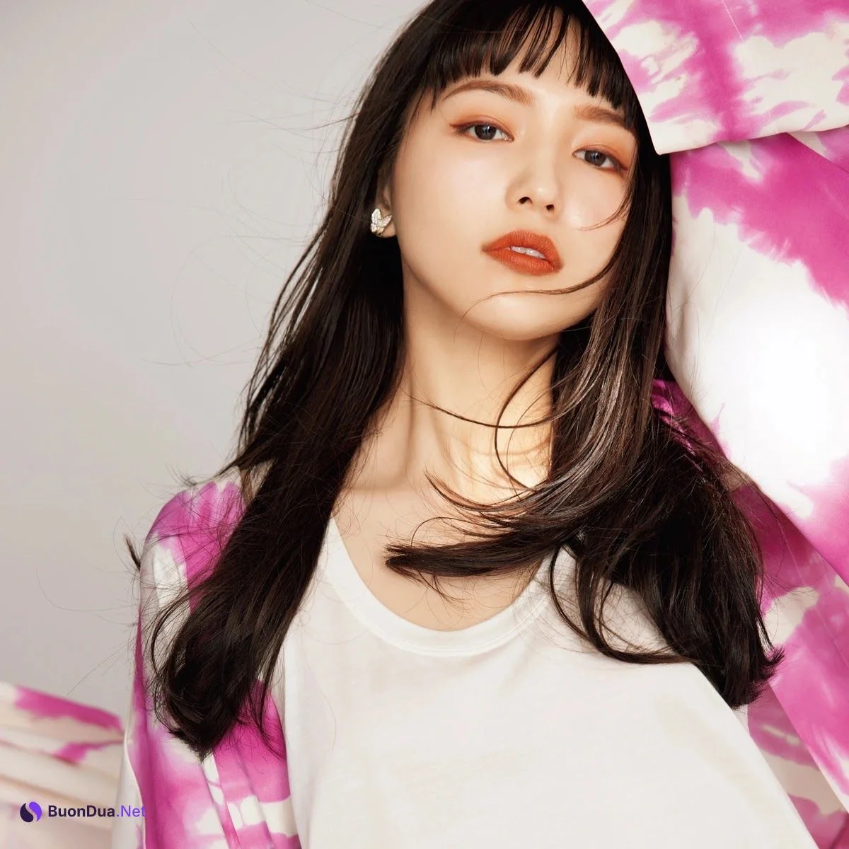 Haruna Kawaguchi 川口春奈, MAQUIA マキア Magazine 2022.05 - Photo 8