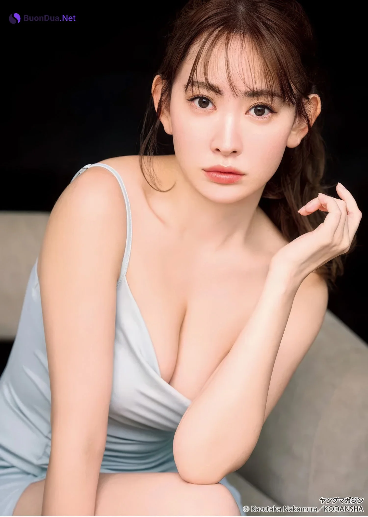 Haruna Kojima 小嶋陽菜, Gekkan Young Magazine 2025 No.03 (月刊ヤングマガジン 2025年3号) - รูปภาพ 13