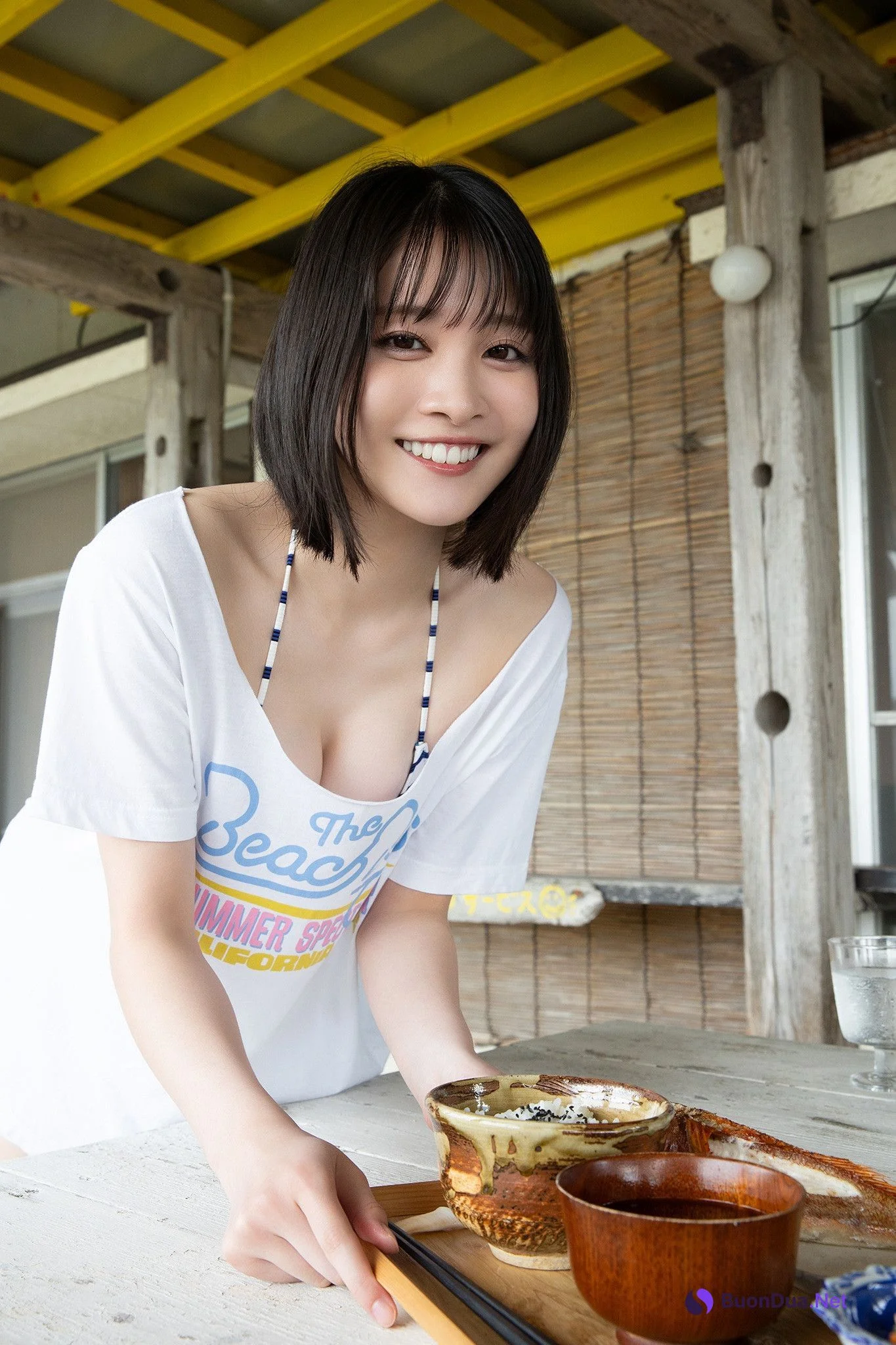 Hayaka Igarashi 五十嵐早香, FRIDAYデジタル写真集 [Ｆカップあるんですッ！ Vol.1 海の家の可愛すぎるアルバイト編] Set.01 - Photo 7
