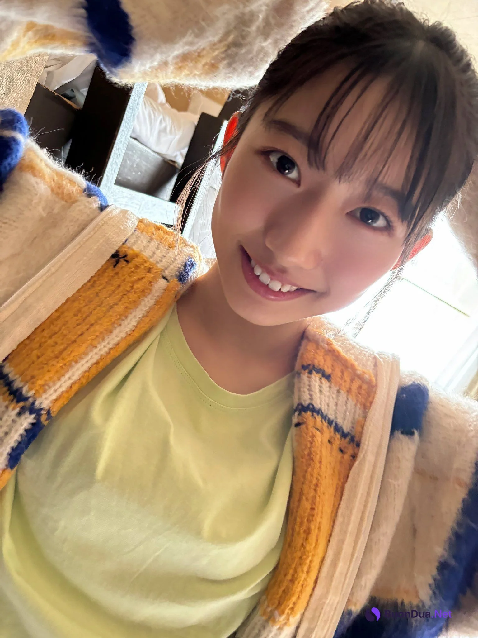 Hayasaki Suzuki 早﨑すずき, Young Jump 2025 No.17 (ヤングジャンプ 2025年17号) - รูปภาพ 6