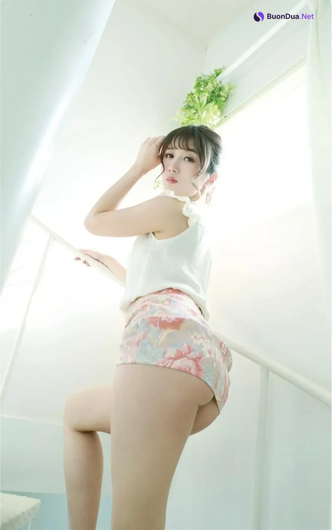 Hibiki Otsuki 大槻ひびき, 写真集 「おやすみフィクション」 - Photo 3