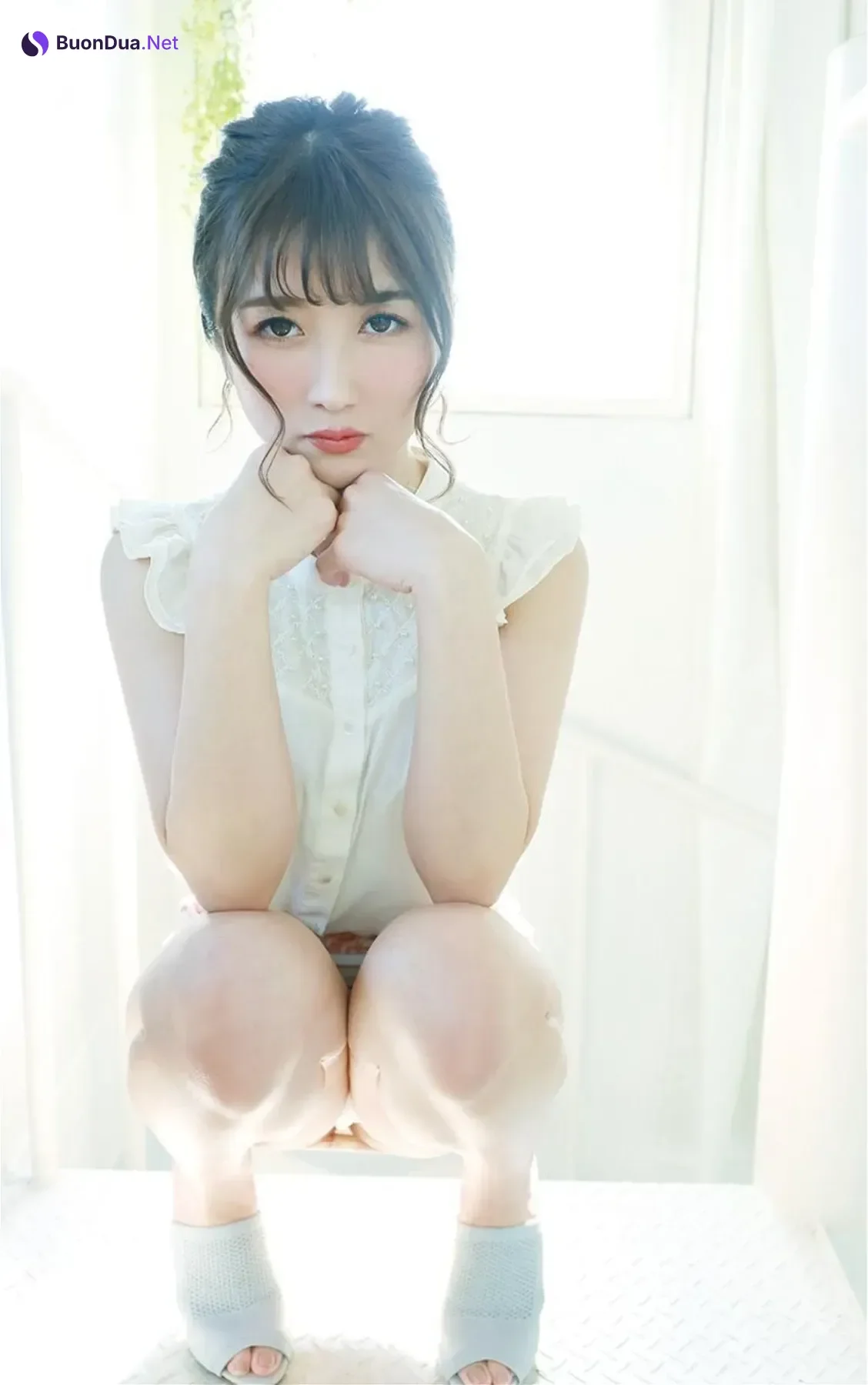 Hibiki Otsuki 大槻ひびき, 写真集 「おやすみフィクション」 - Photo 4