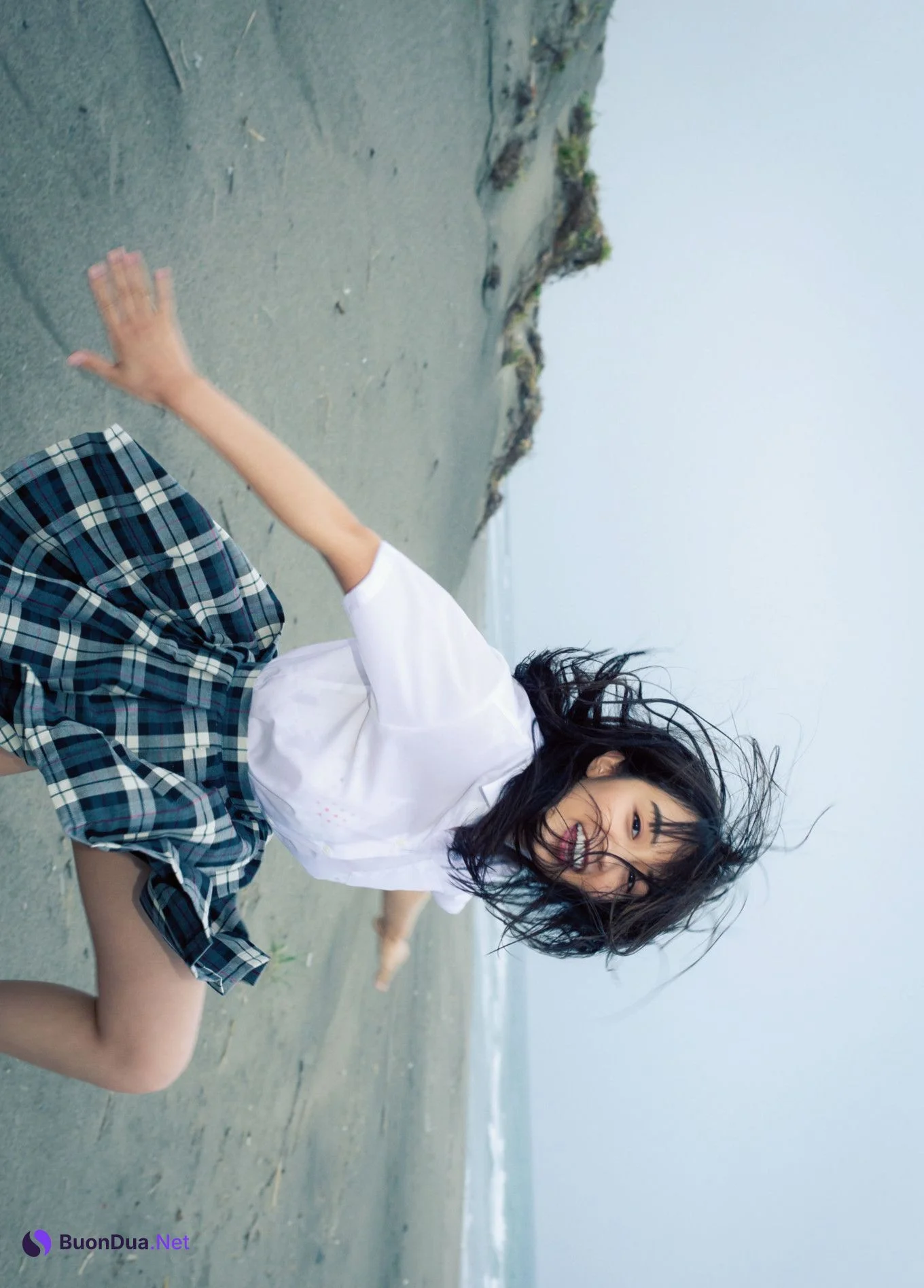 Hikari Kuroki 黒木ひかり, Anri Morishima 森嶋あんり, ENTAME増刊 2021.10 魁!! ゼロイチ学園ビジュアルブック - Photo 6