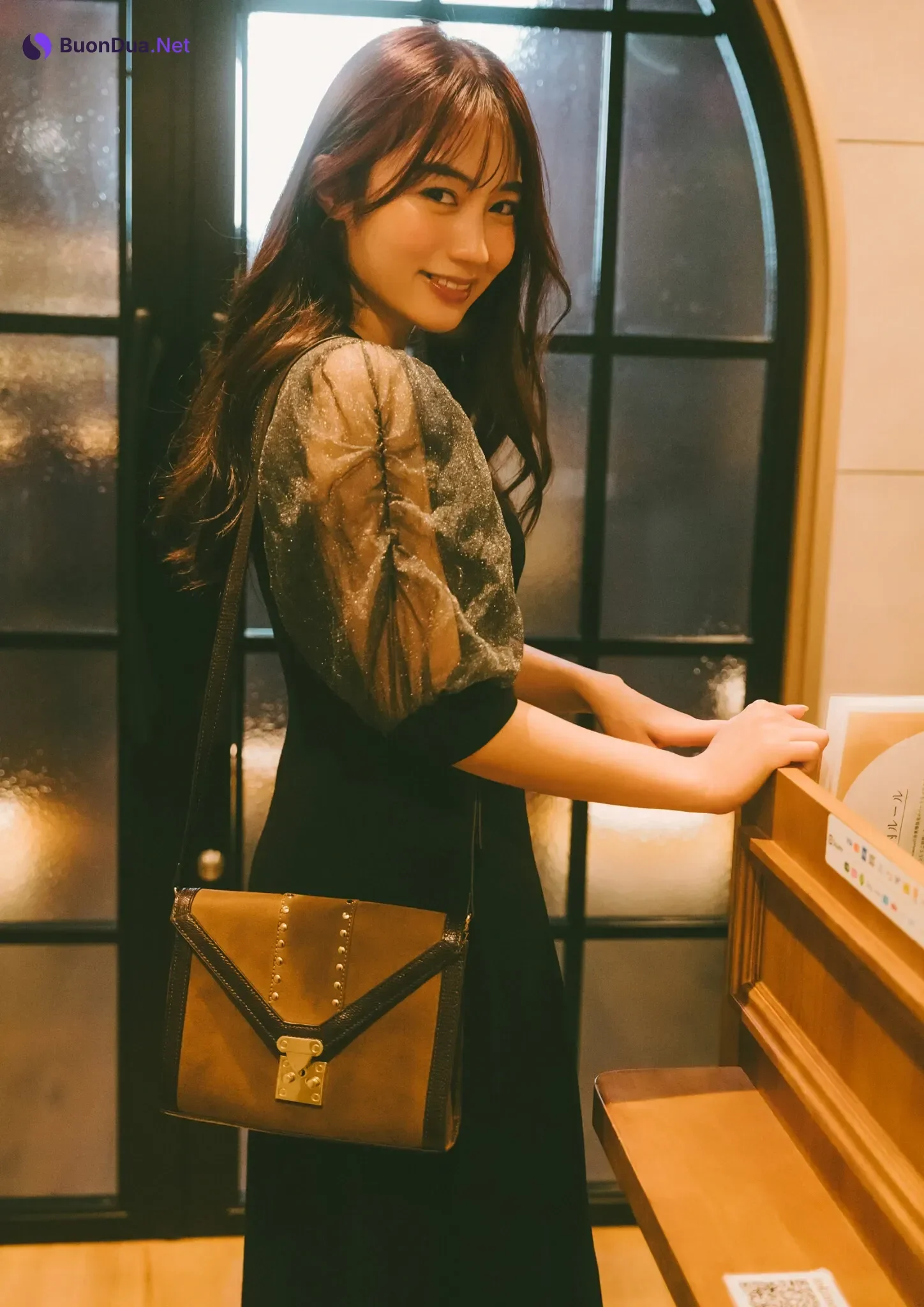 Hikari Kuroki 黒木ひかり, BRODYデジタル写真集 「Midnight romance」 Set.03 - Photo 7