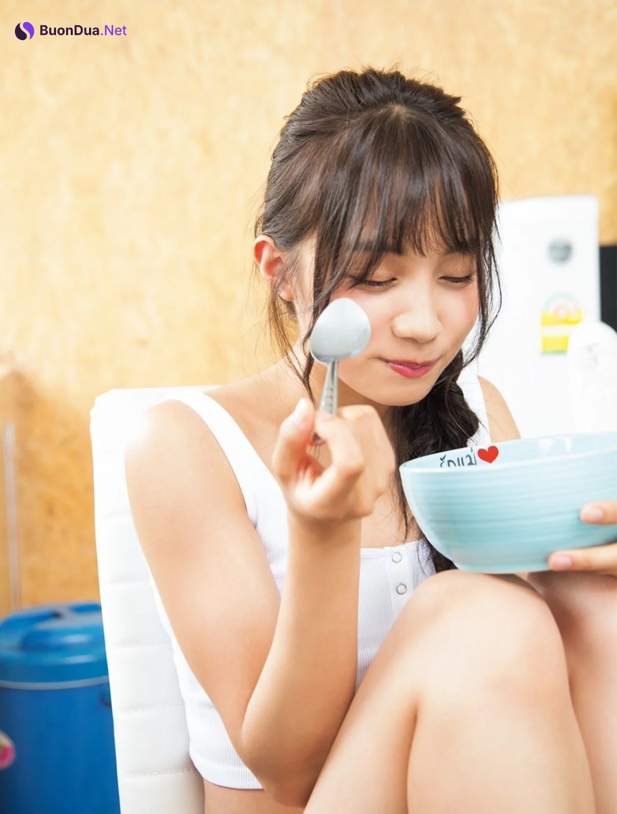 Hikari Kuroki 黒木ひかり, FRIDAY 2019.04.12 (フライデー 2019年4月12日号) - Photo 3