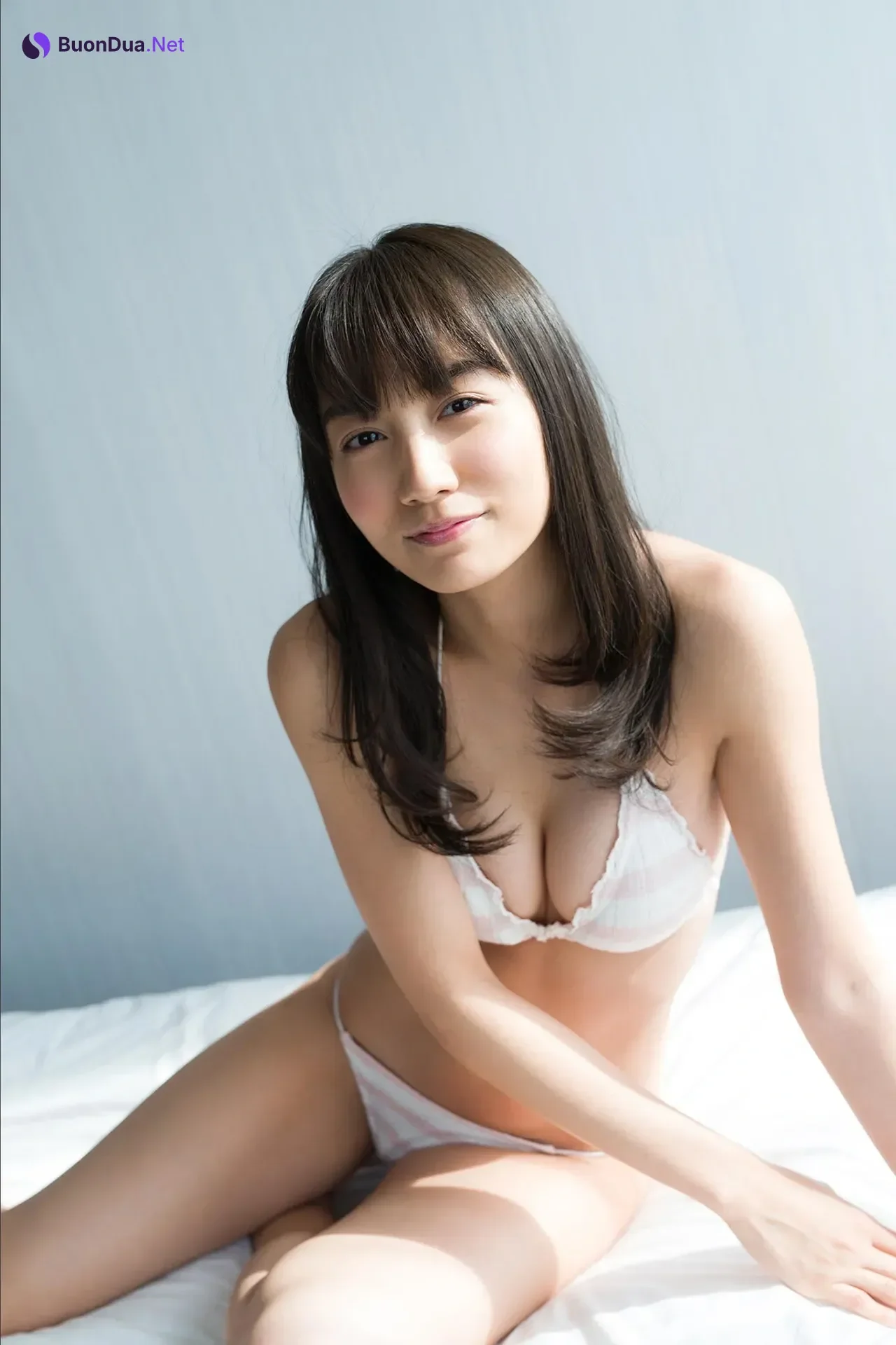 Hikari Kuroki 黒木ひかり, スピサン グラビアフォトブック 「神的美少女」 Set.01 - Photo 10