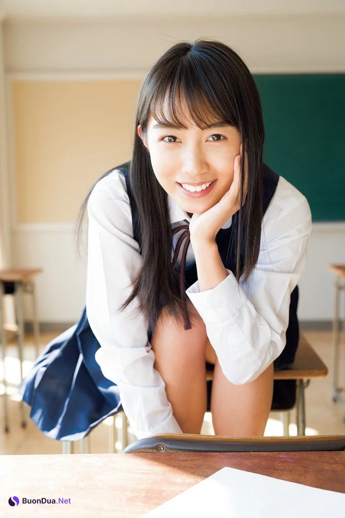 Hikari Kuroki 黒木ひかり, Shonen Sunday 2019 No.14 (少年サンデー 2019年14号) - รูปภาพ 12