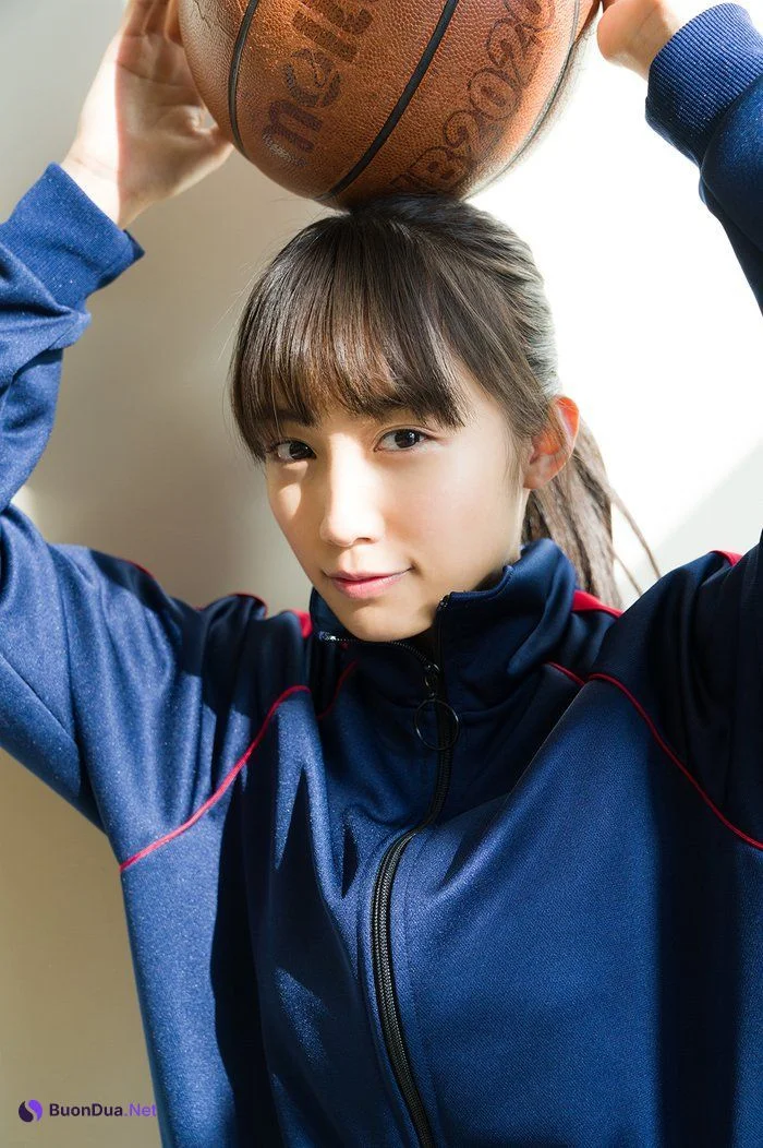 Hikari Kuroki 黒木ひかり, Shonen Sunday 2019 No.14 (少年サンデー 2019年14号) - รูปภาพ 17
