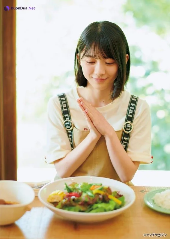 Hikaru Morita 森田ひかる, Young Magazine 2019 No.34 (ヤングマガジン 2019年34号) - Photo 2